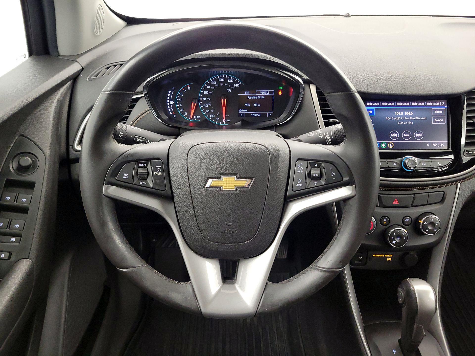 Thumbnail: 2020 Chevrolet Trax - 10