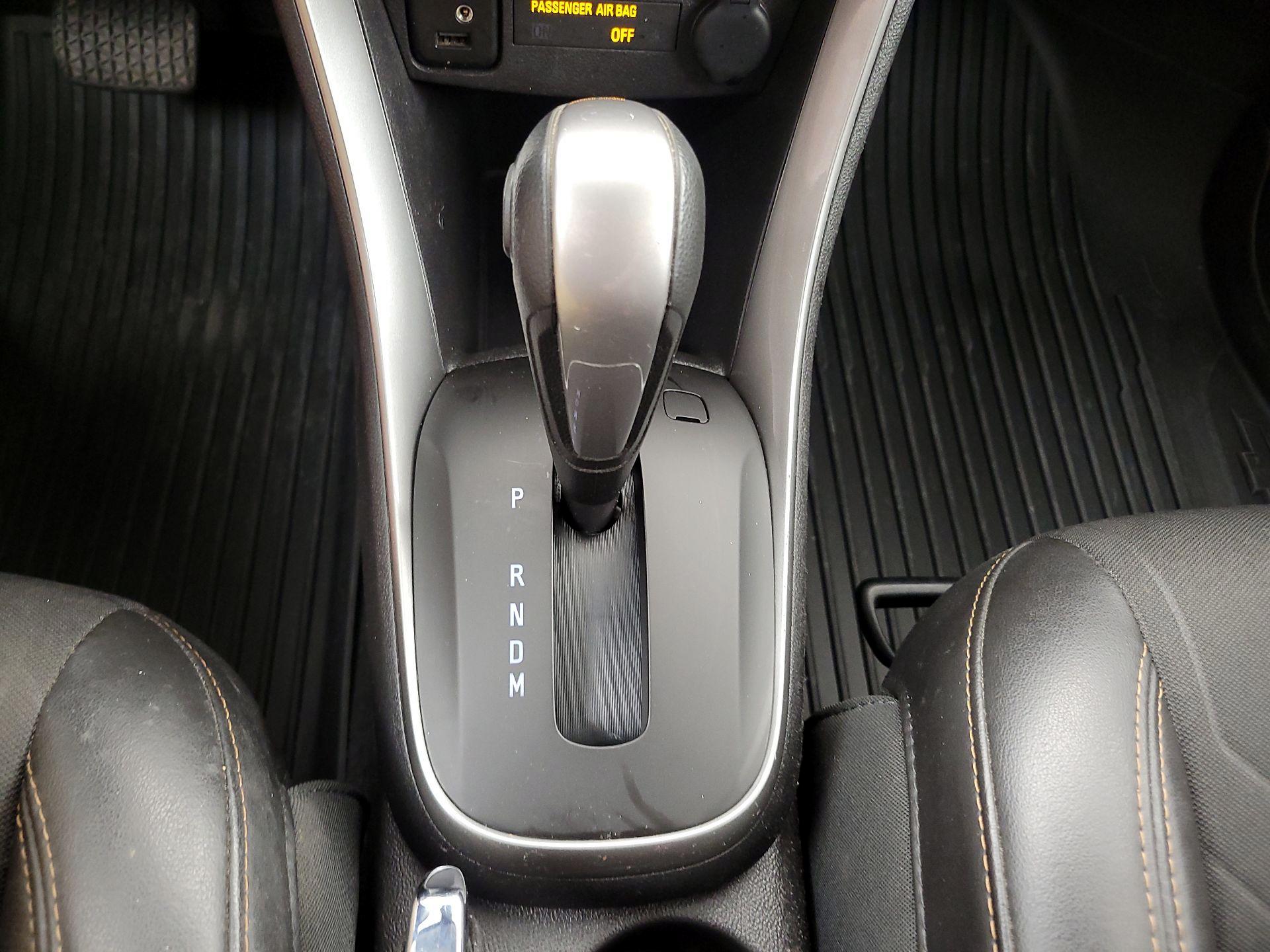 Thumbnail: 2020 Chevrolet Trax - 17
