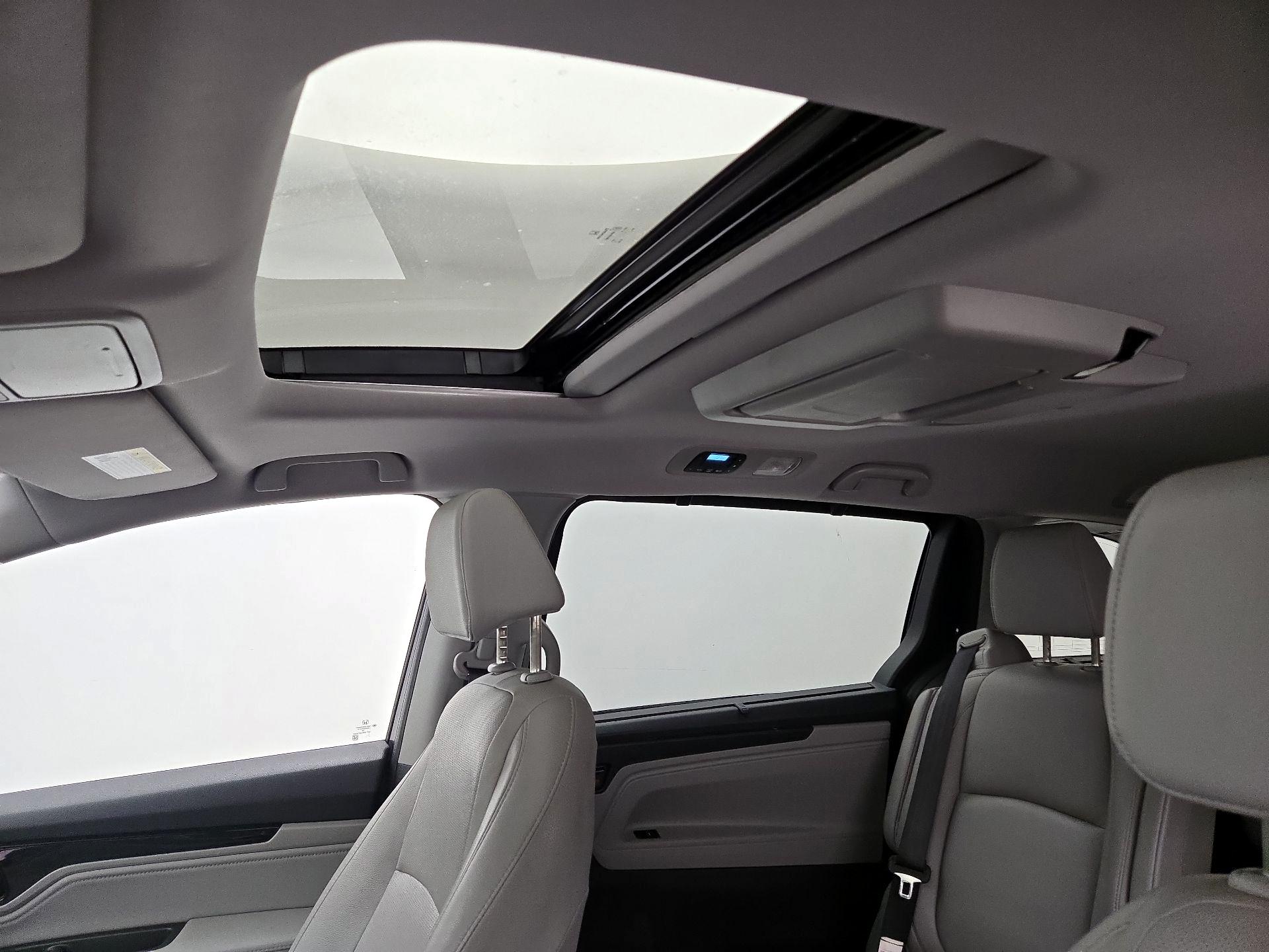 Thumbnail: 2020 Honda Odyssey - 18