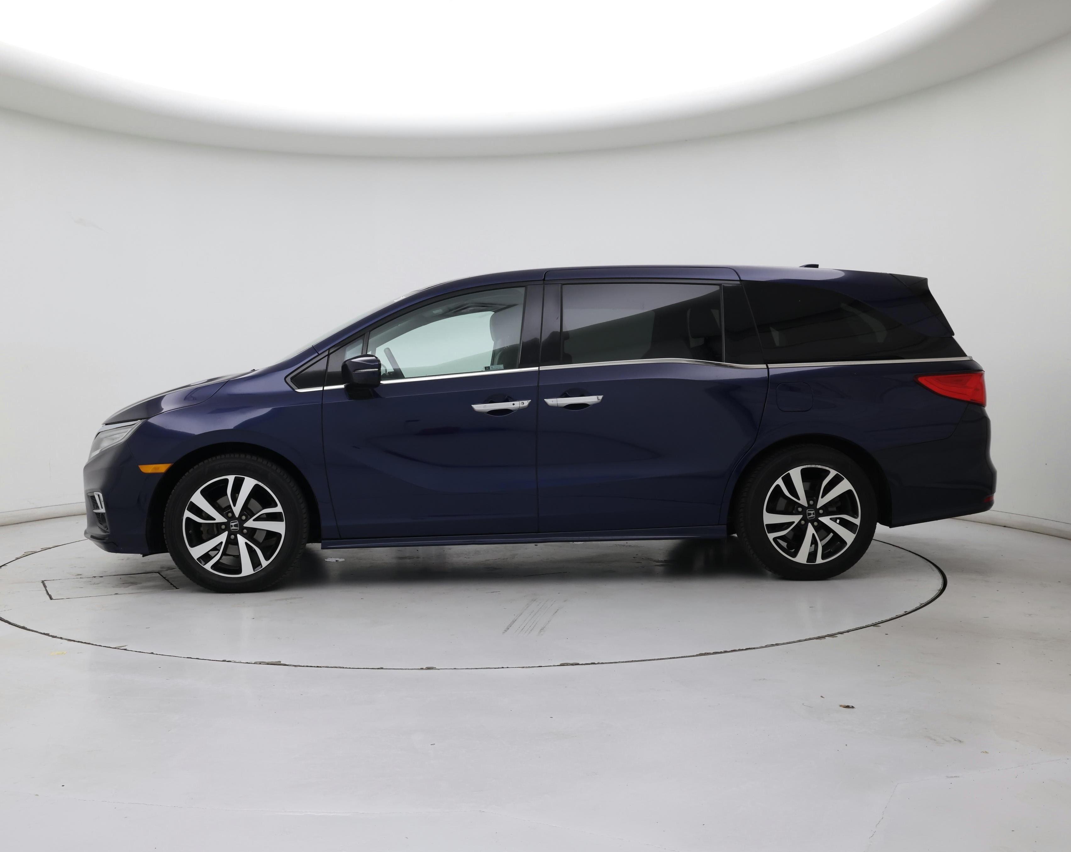 Thumbnail: 2020 Honda Odyssey - 3