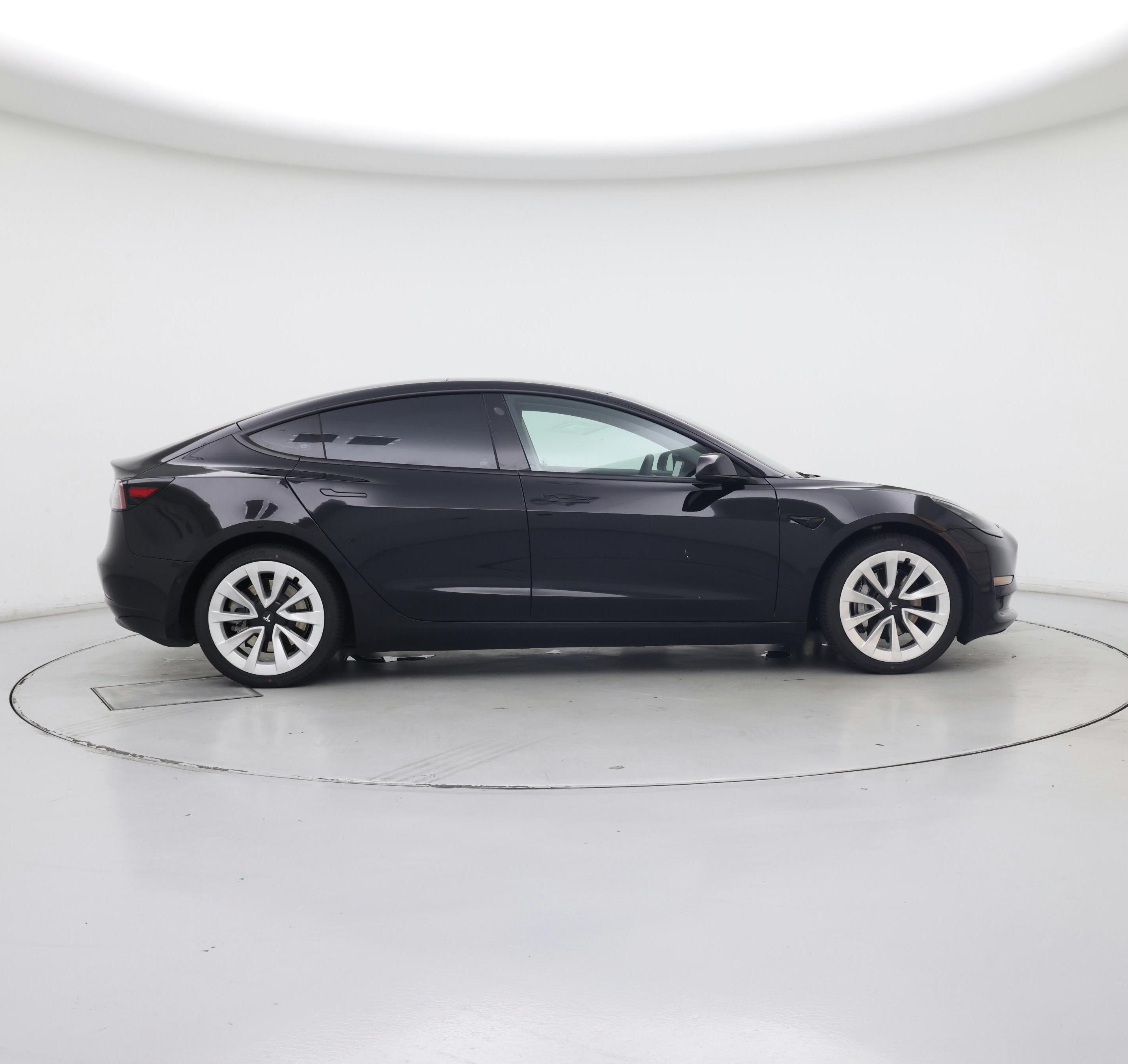 Thumbnail: 2022 Tesla Model 3 - 7