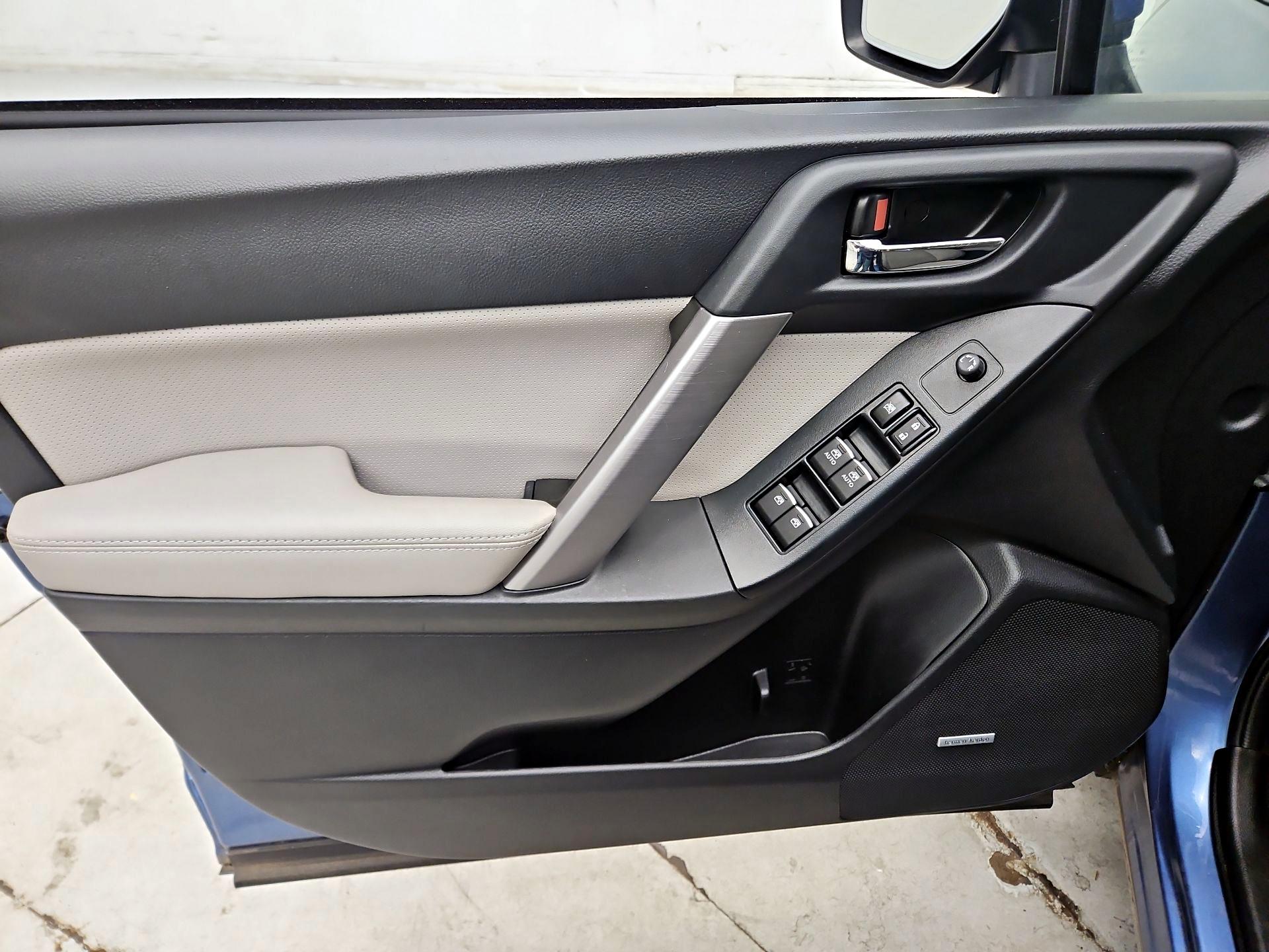 Thumbnail: 2017 Subaru Forester - 12
