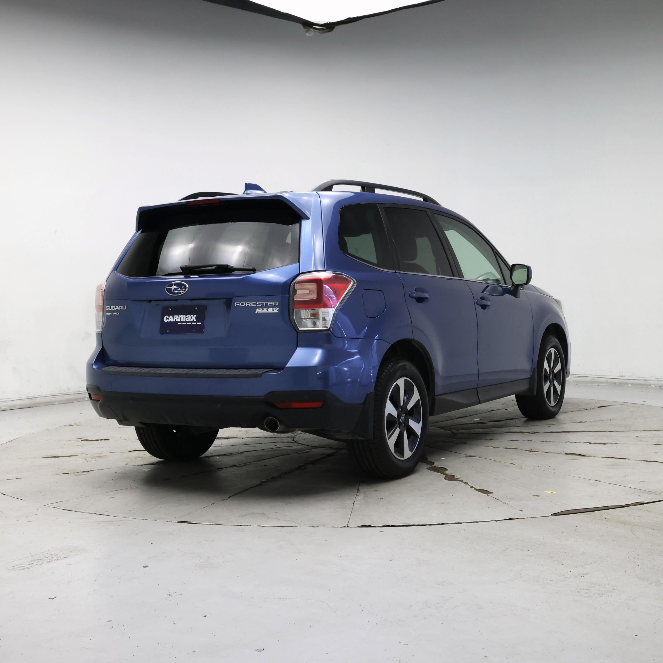 Thumbnail: 2017 Subaru Forester - 8