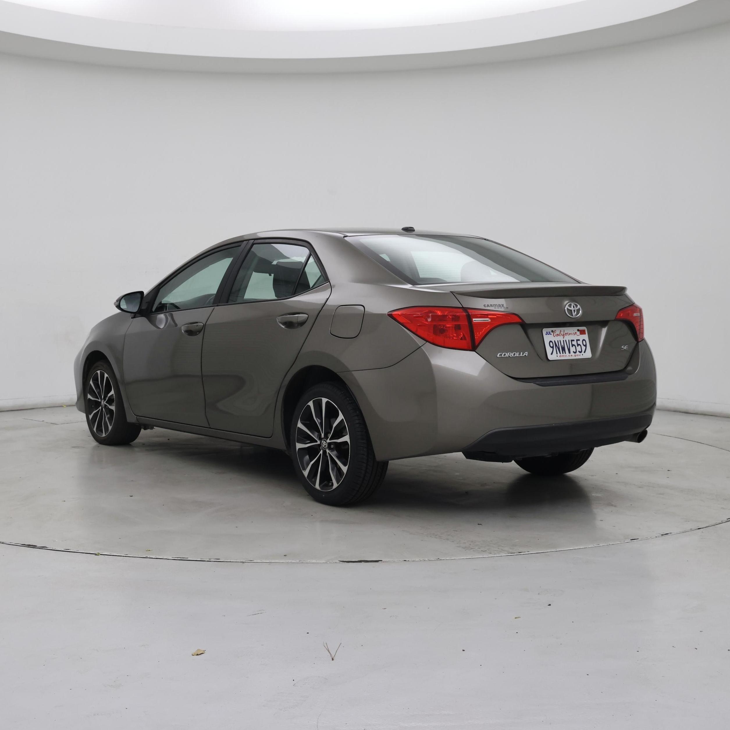 Thumbnail: 2017 Toyota Corolla - 2