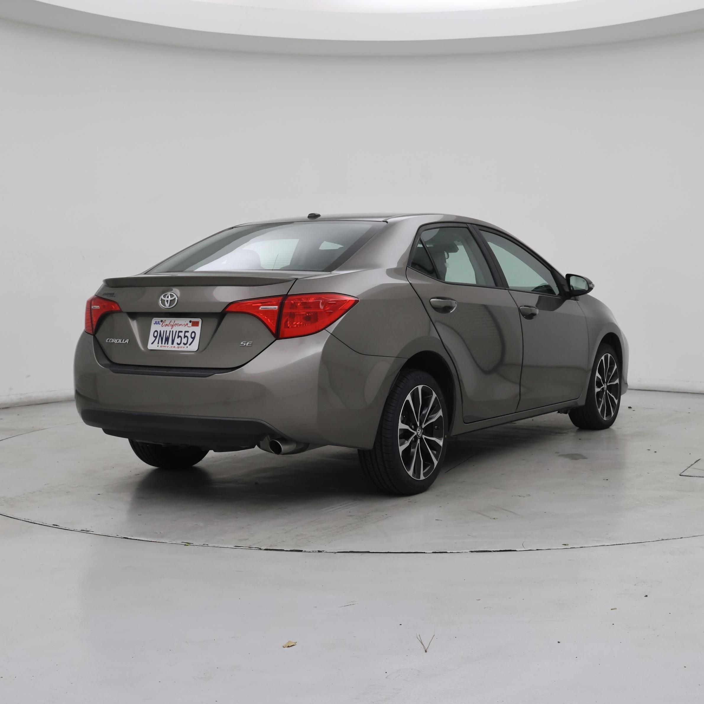 Thumbnail: 2017 Toyota Corolla - 8