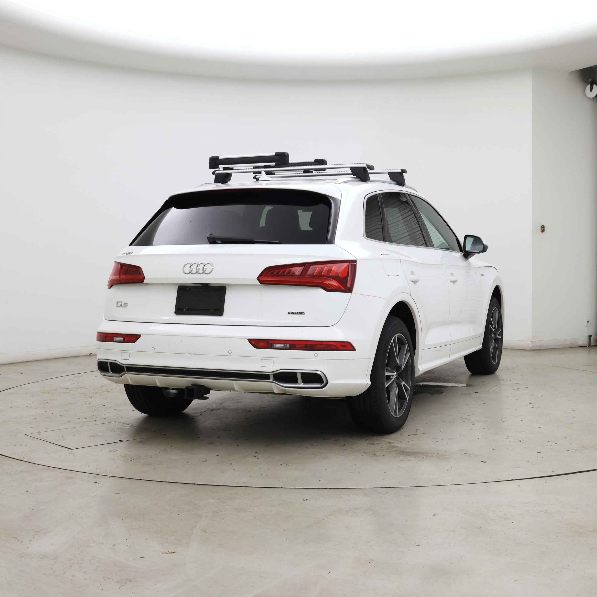 Thumbnail: 2020 Audi Q5 - 8