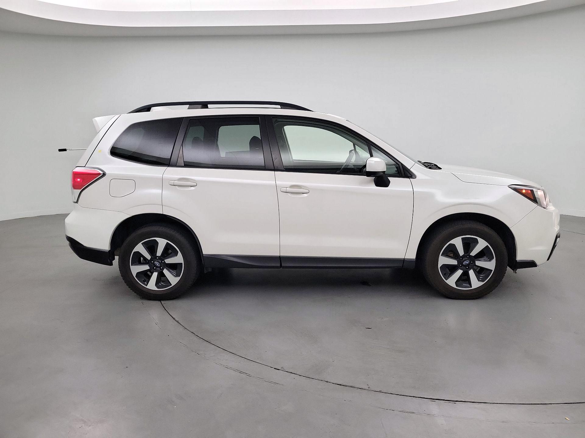 Thumbnail: 2018 Subaru Forester - 4