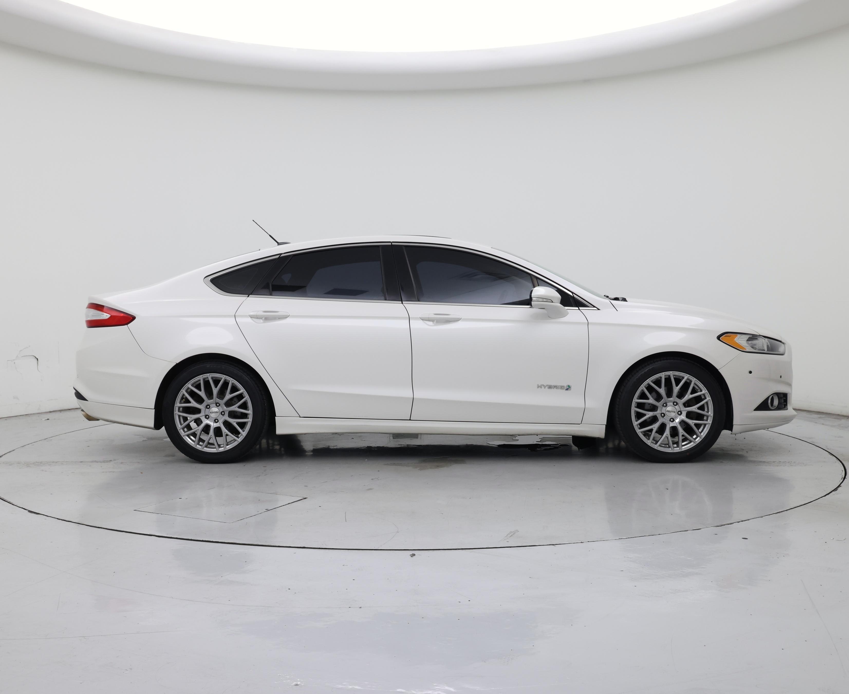 Thumbnail: 2015 Ford Fusion - 7