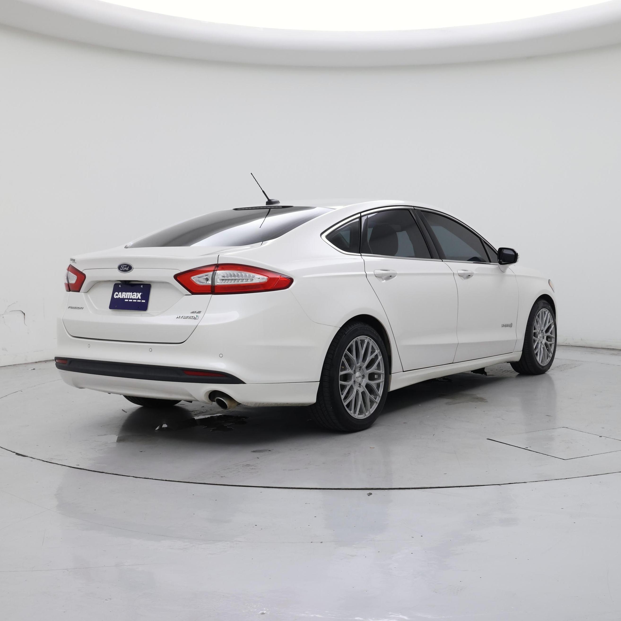 Thumbnail: 2015 Ford Fusion - 8