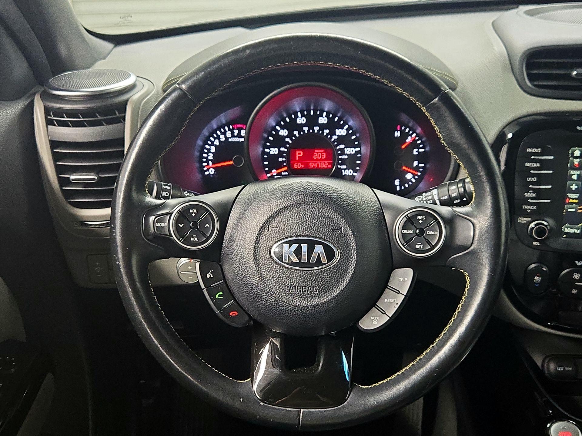 Thumbnail: 2015 Kia Soul - 10