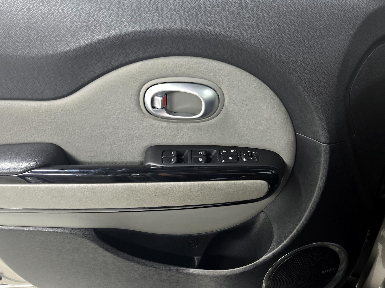2015 Kia Soul + - Photo 13