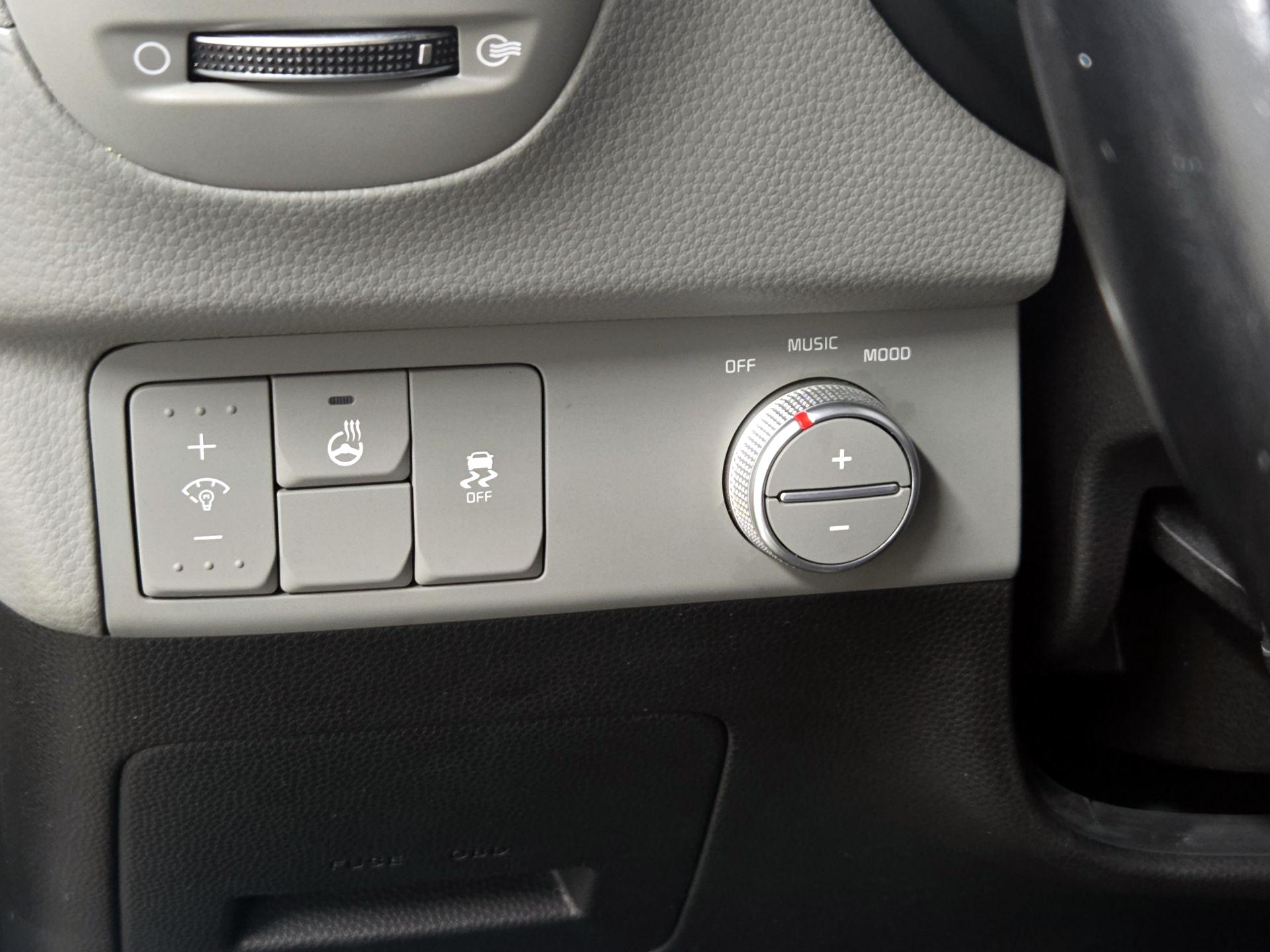 Thumbnail: 2015 Kia Soul - 13