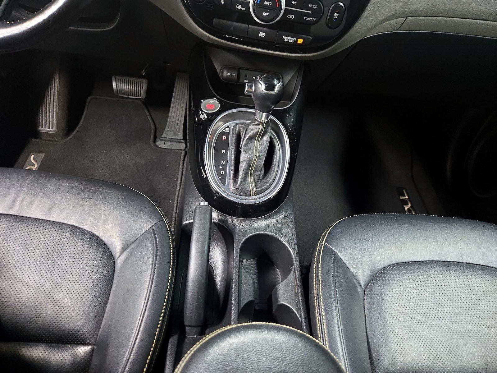 2015 Kia Soul + - Photo 19