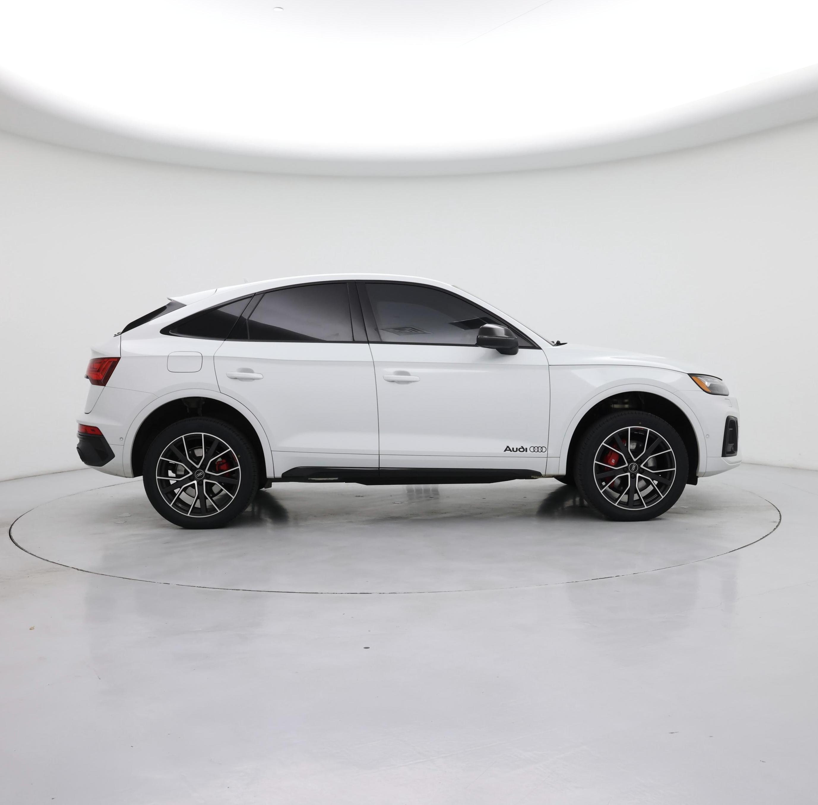 Thumbnail: 2022 Audi SQ5 - 7