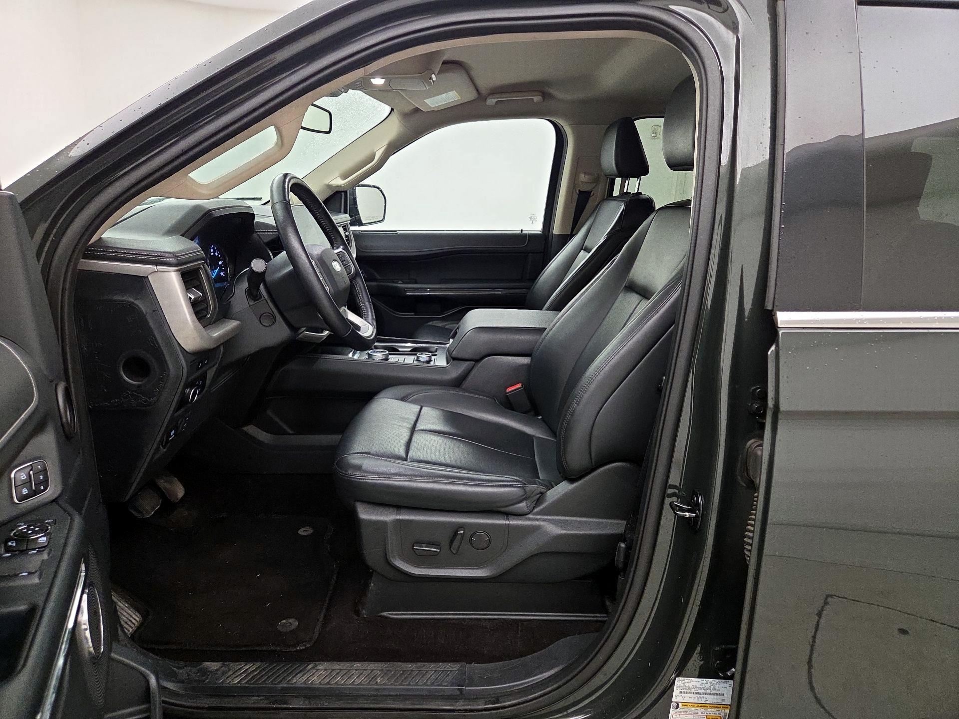 Thumbnail: 2023 Ford Expedition MAX - 11