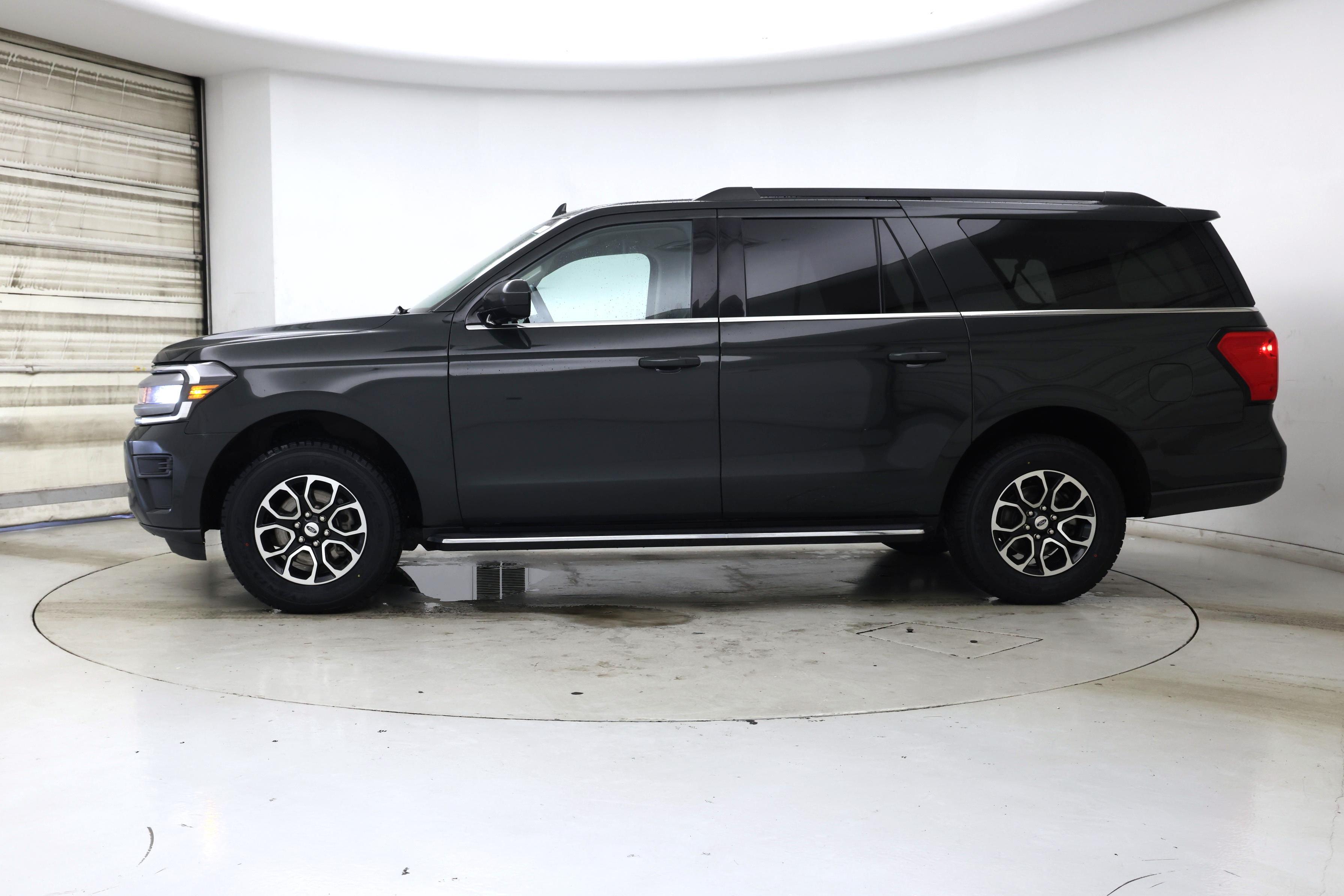 Thumbnail: 2023 Ford Expedition MAX - 3