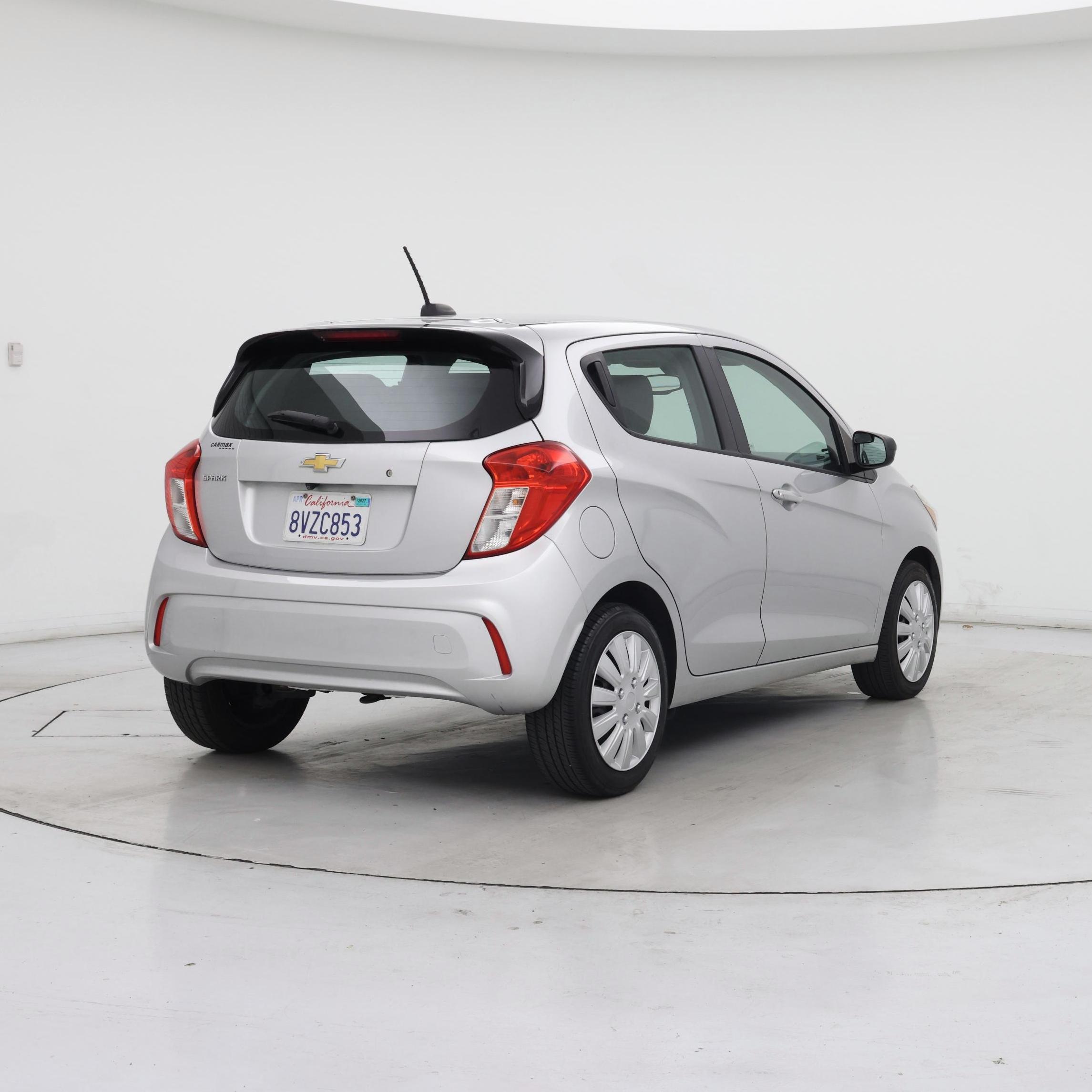 Thumbnail: 2017 Chevrolet Spark - 8
