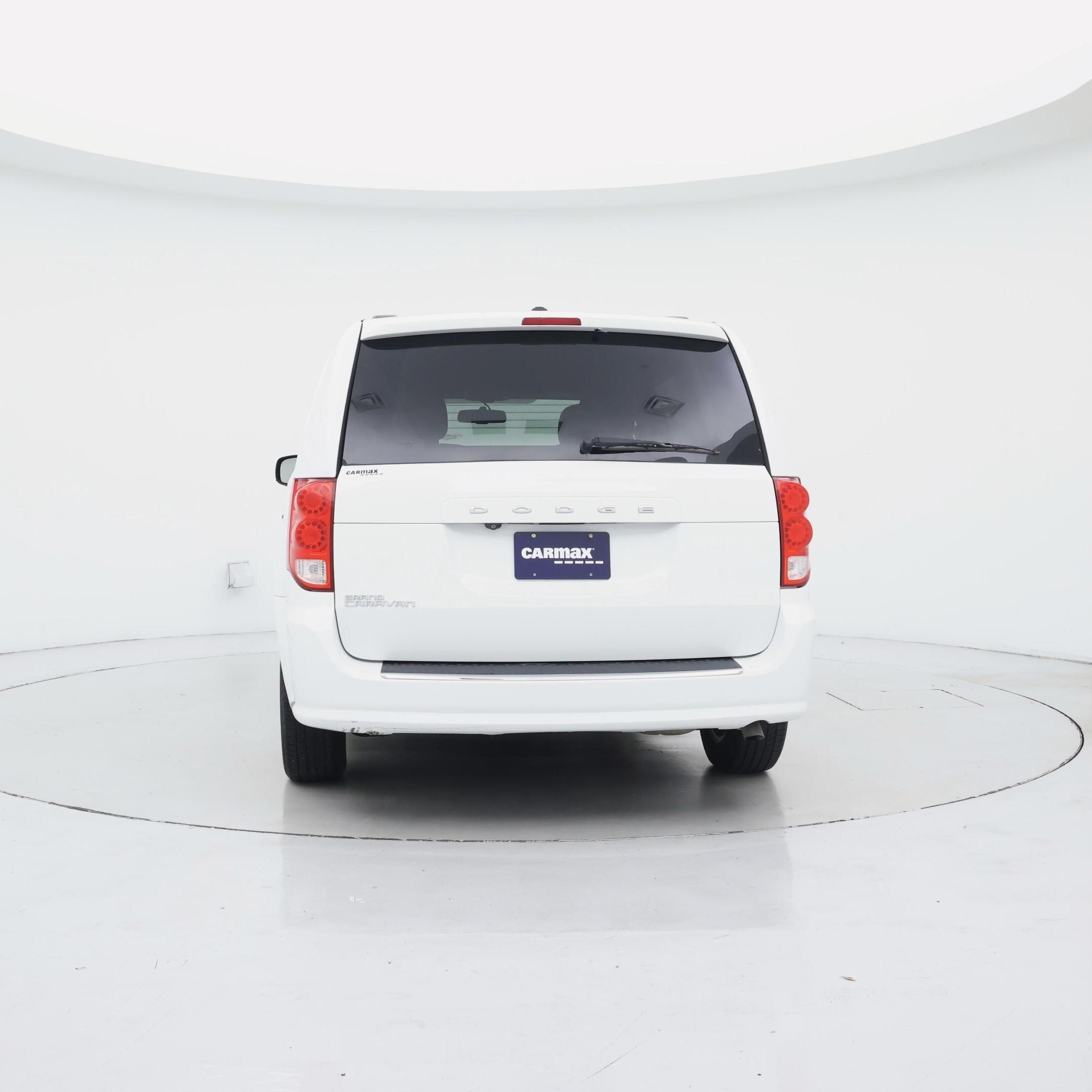 Thumbnail: 2017 Dodge Grand Caravan - 6