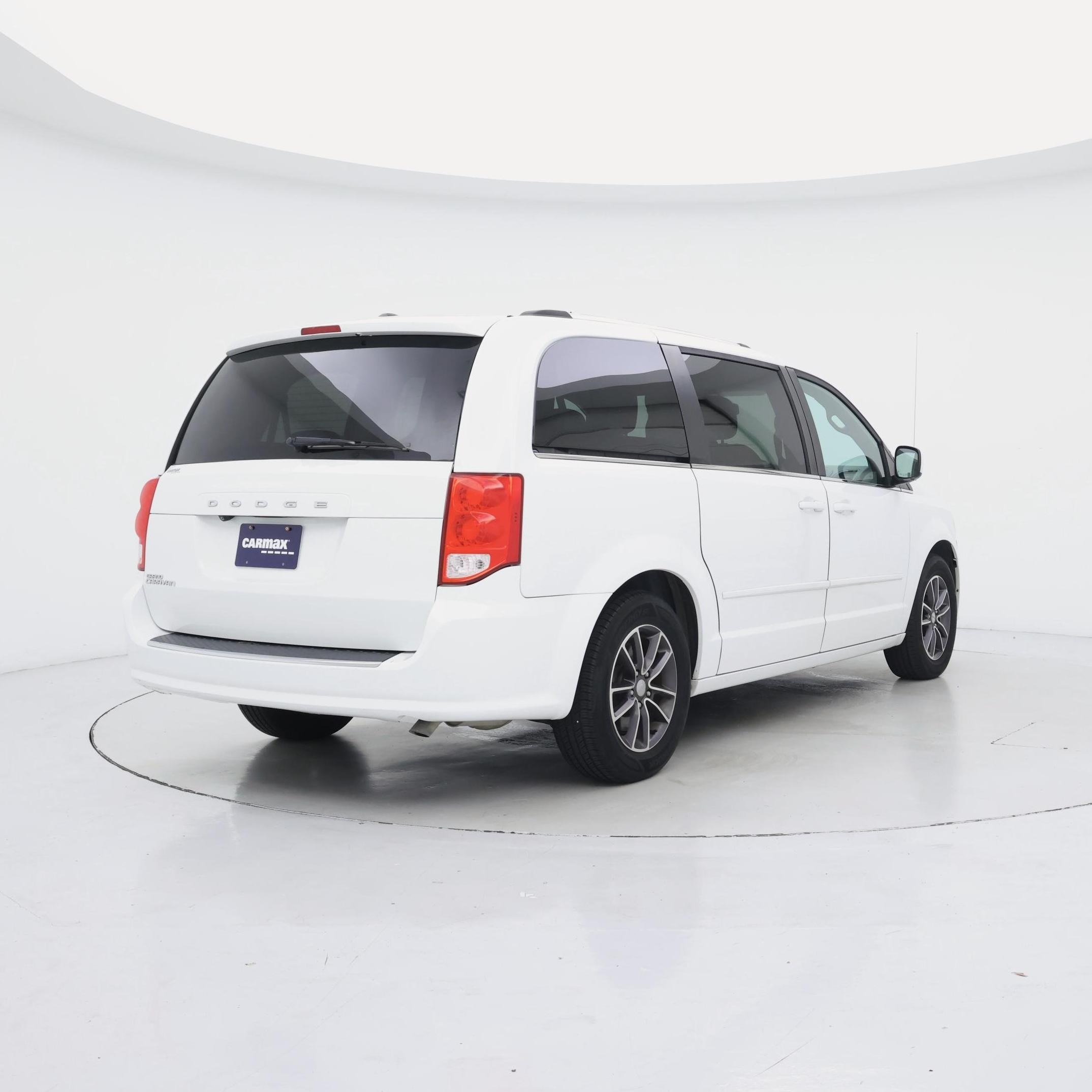 Thumbnail: 2017 Dodge Grand Caravan - 8