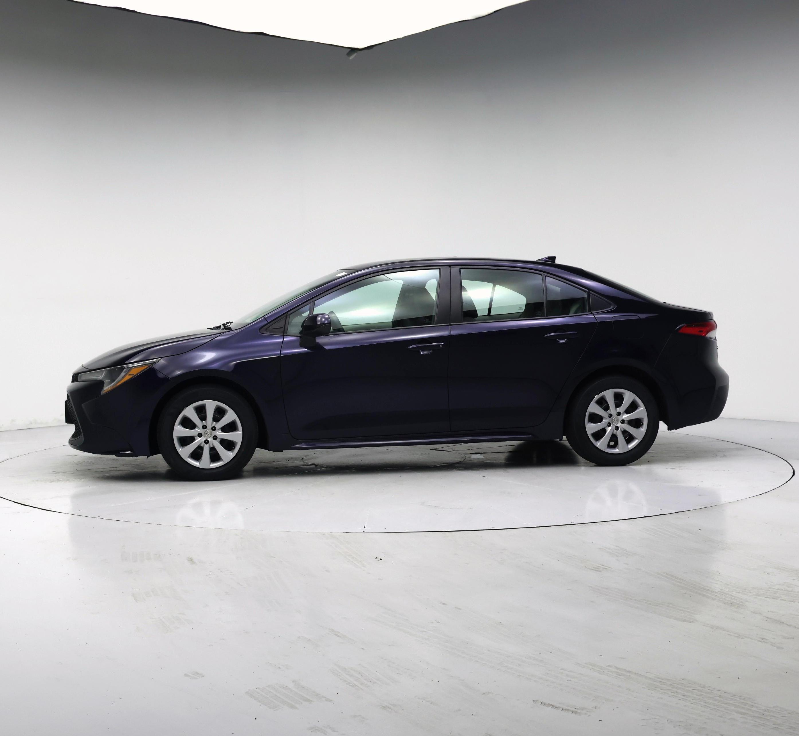 Thumbnail: 2021 Toyota Corolla - 3