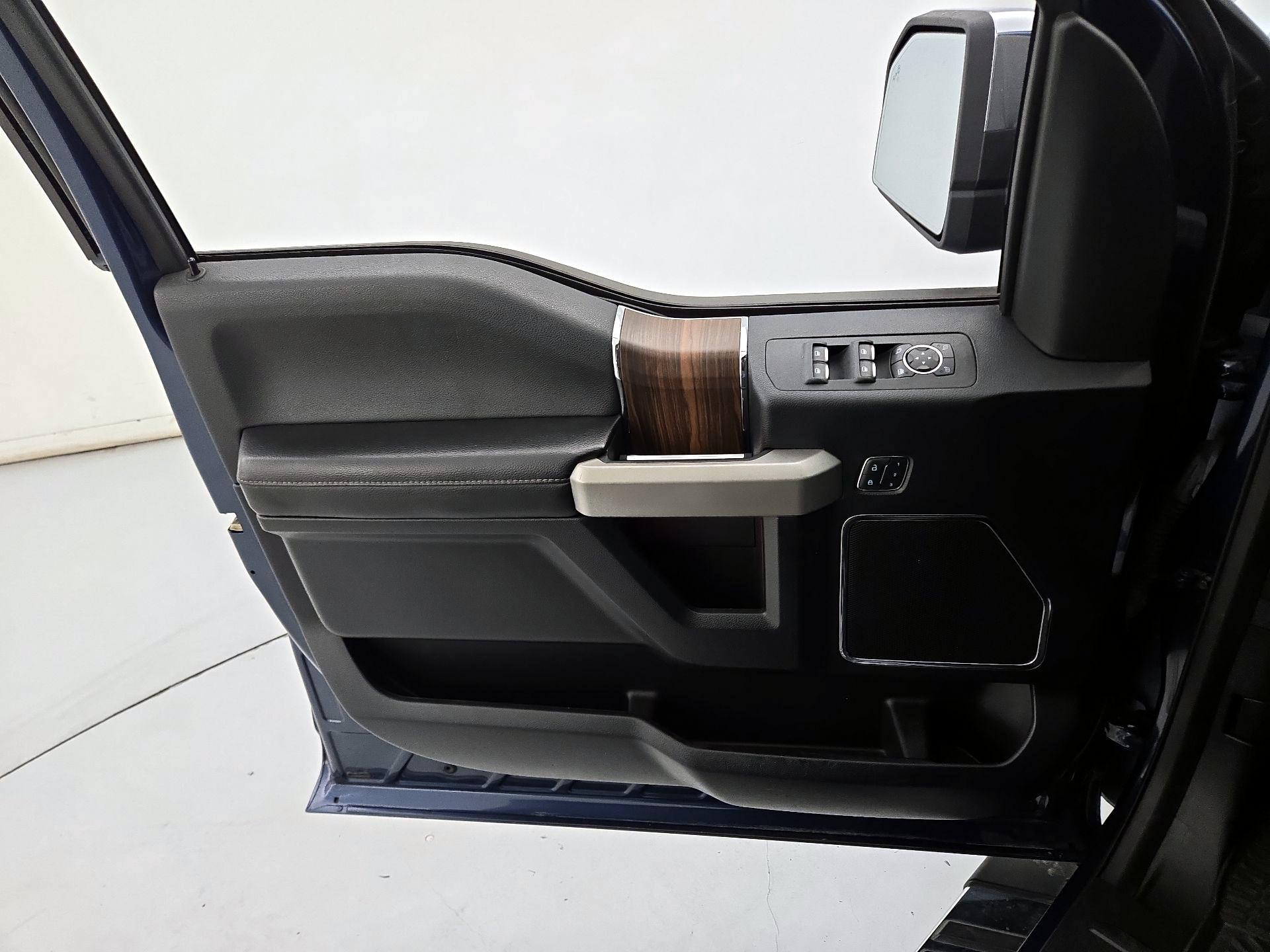 Thumbnail: 2016 Ford F-150 - 12