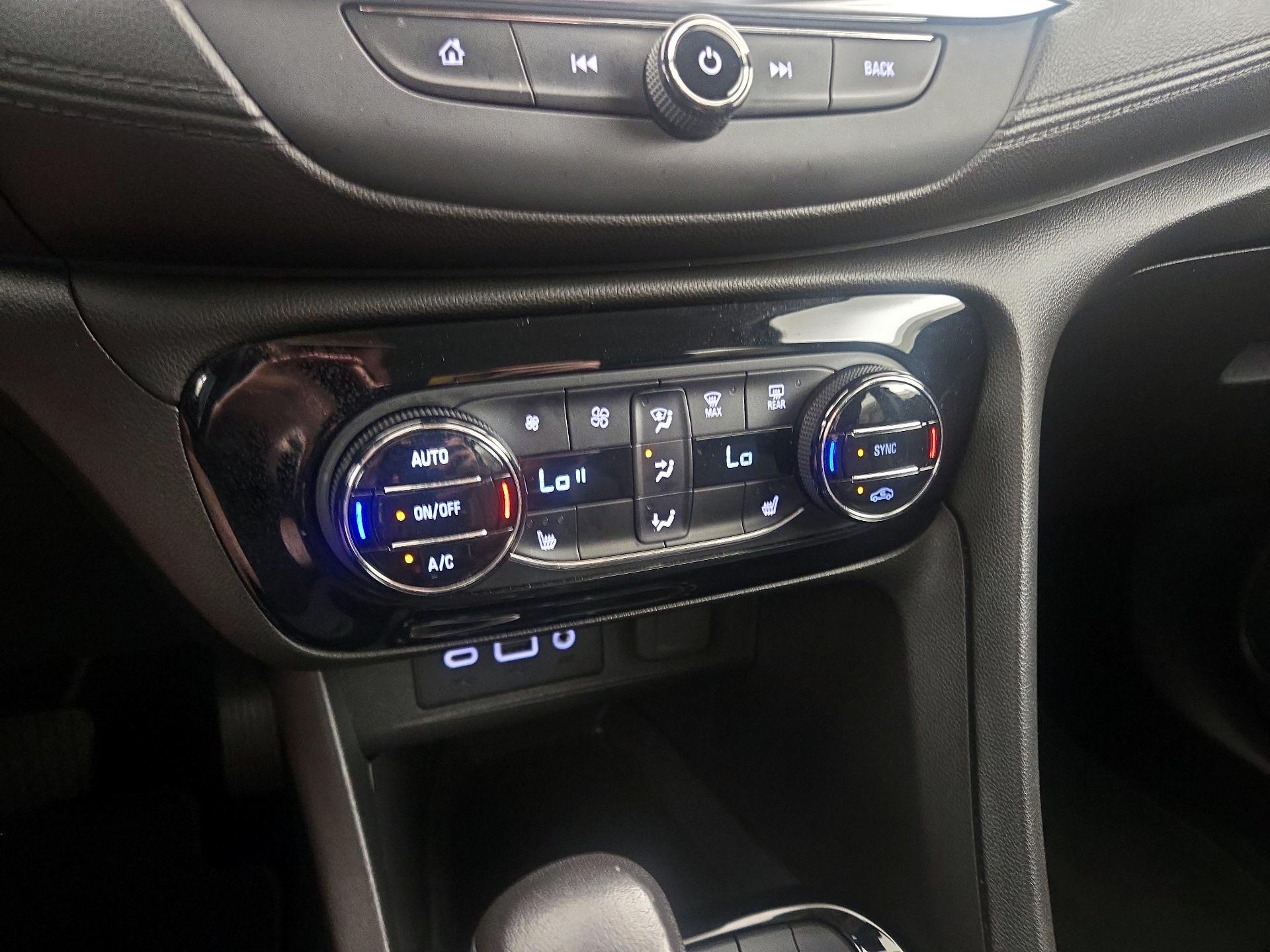 Thumbnail: 2021 Buick Encore GX - 16