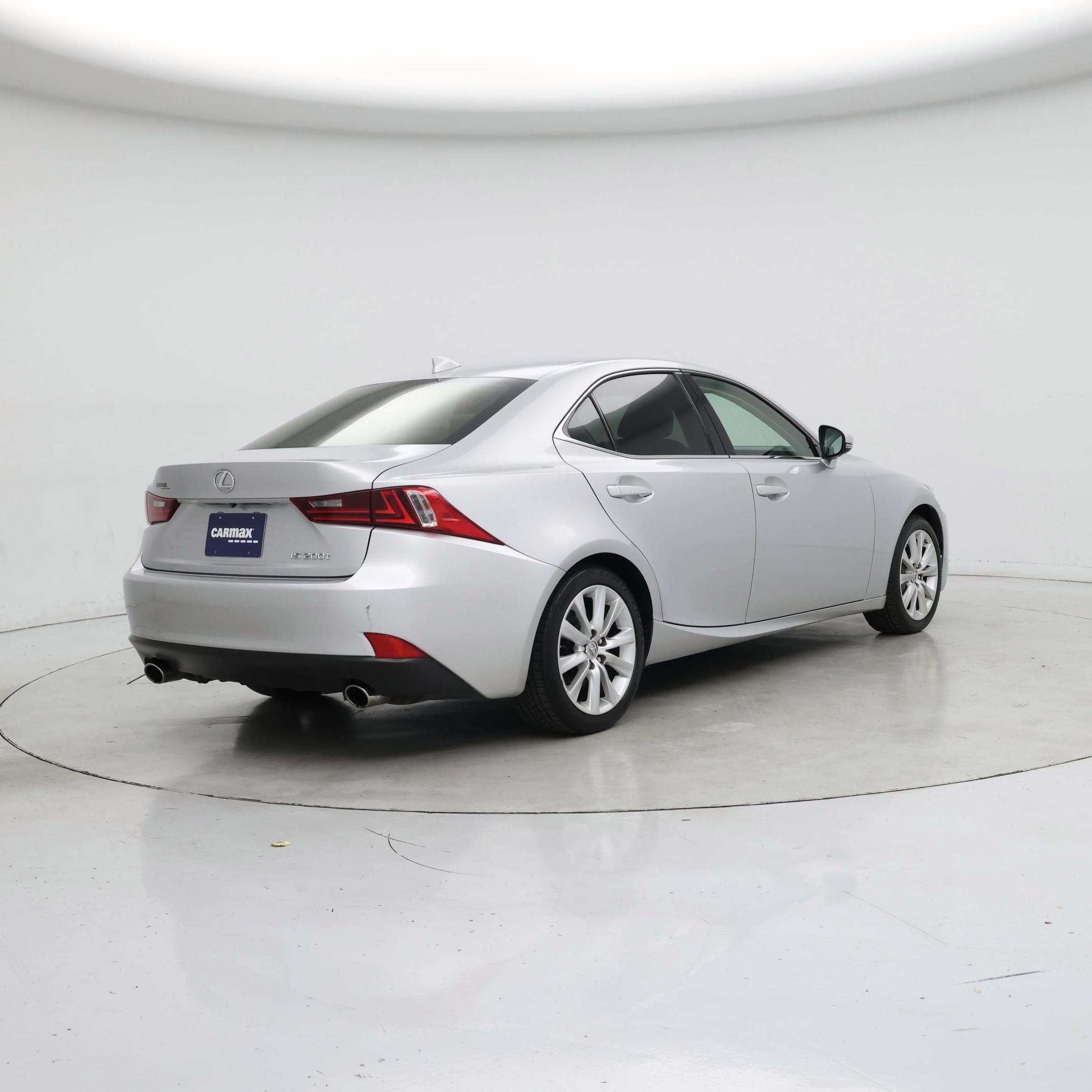 Thumbnail: 2016 Lexus IS - 8