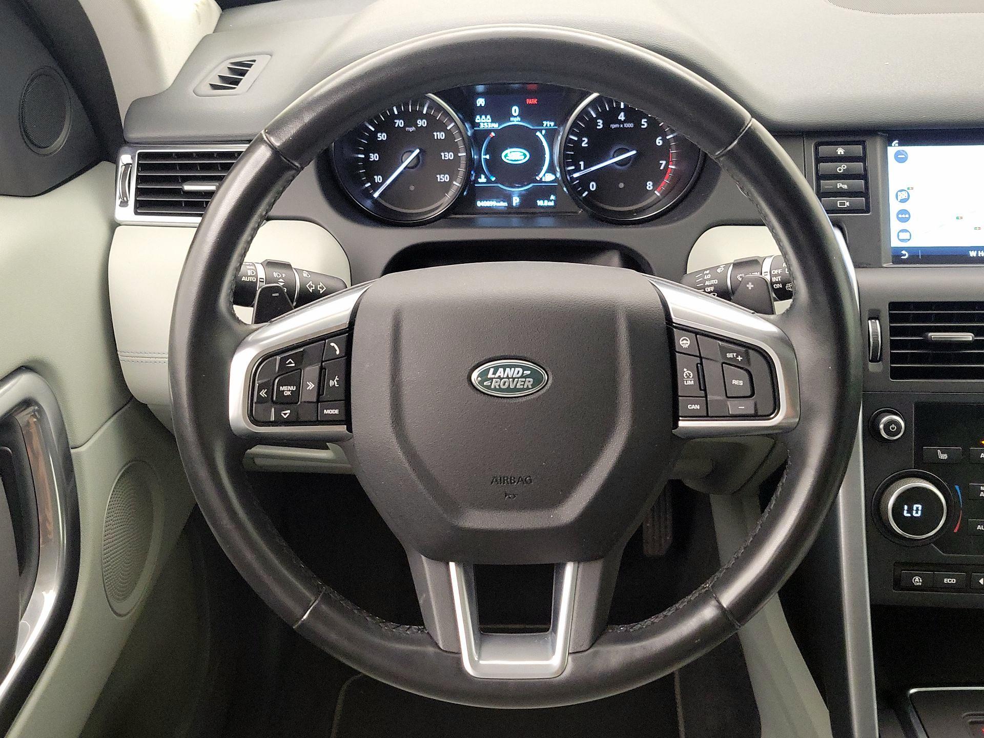 Thumbnail: 2019 Land Rover Discovery Sport - 10