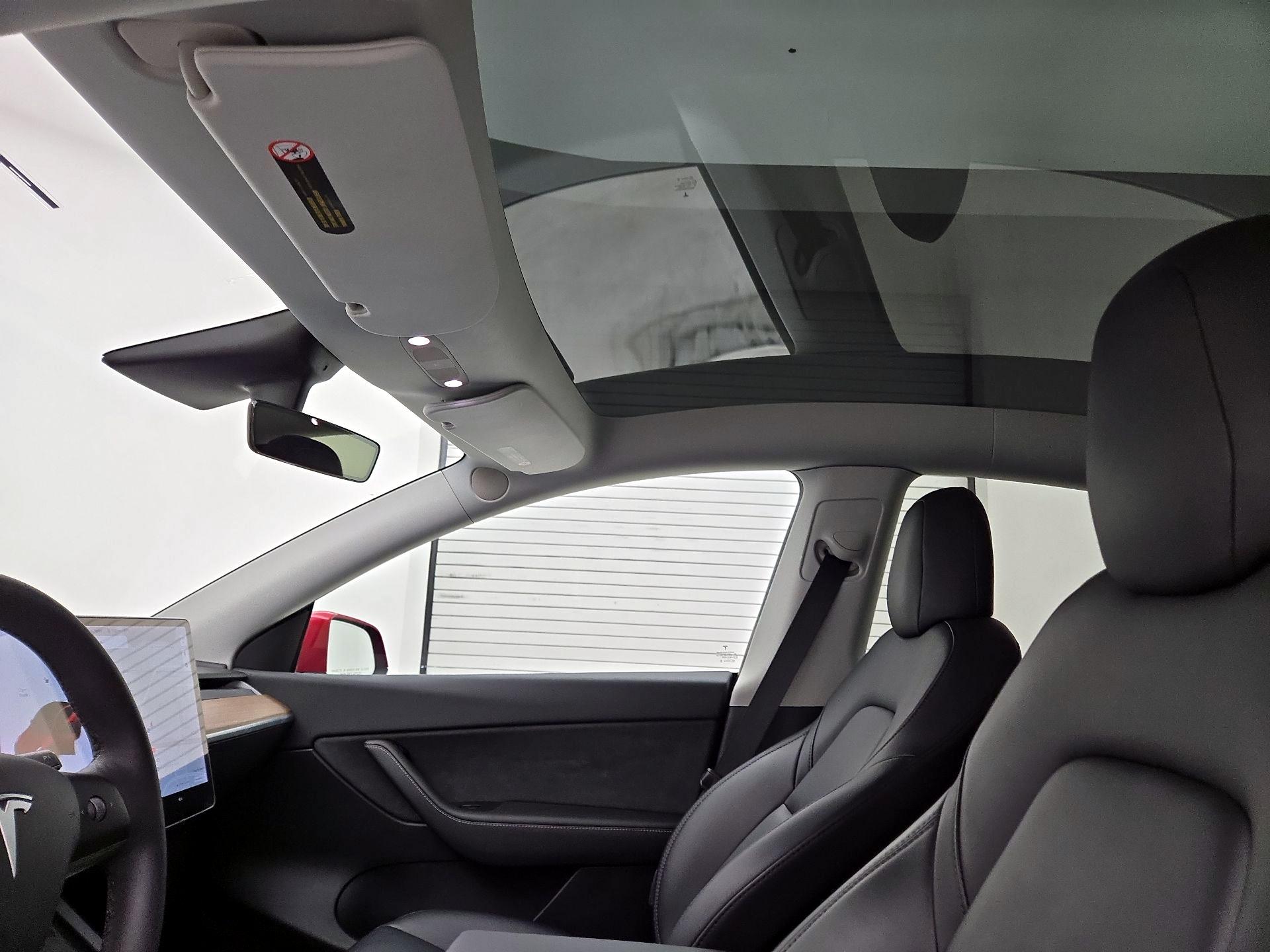 Thumbnail: 2021 Tesla Model Y - 18