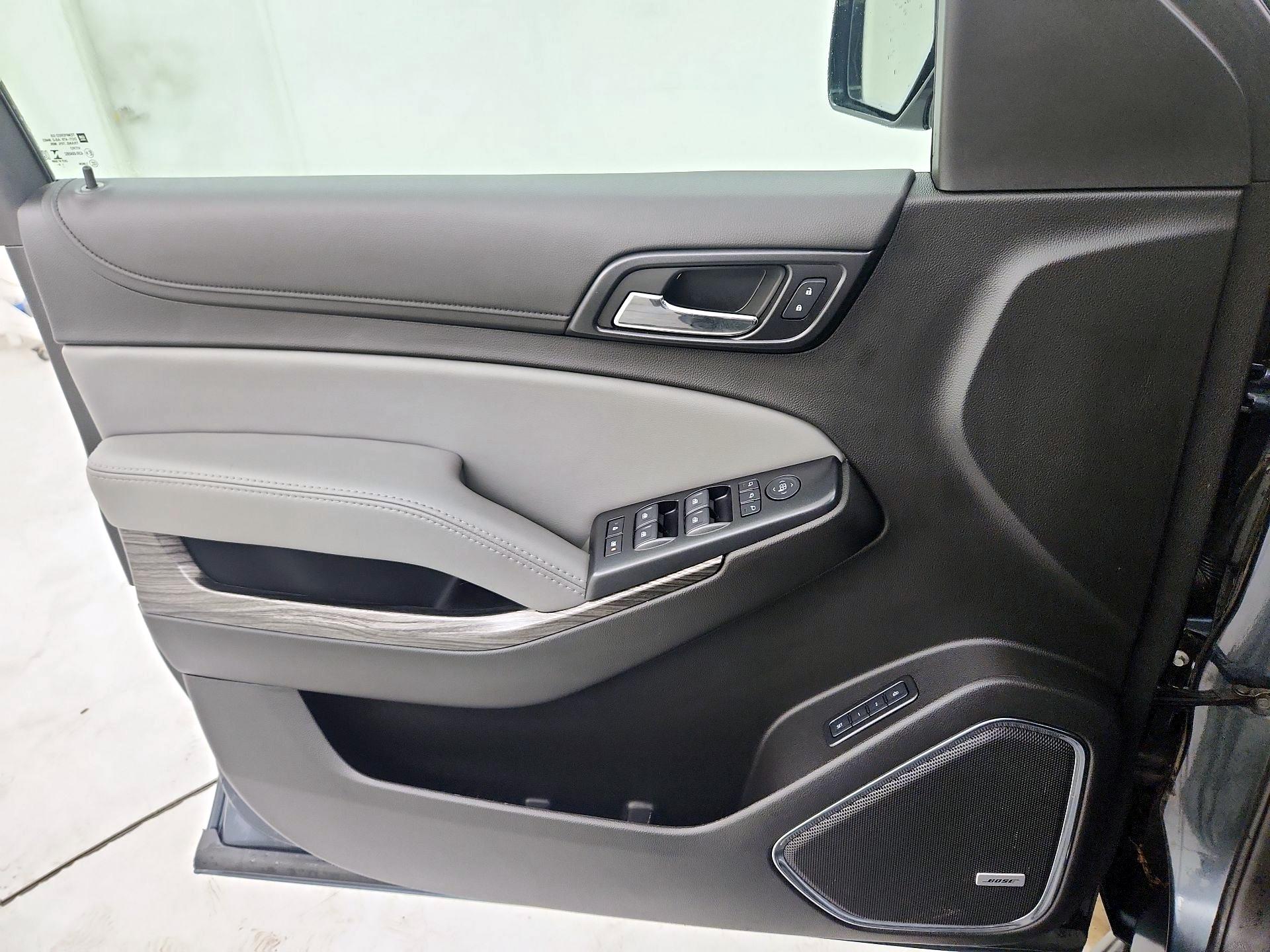 Thumbnail: 2020 Chevrolet Tahoe - 12