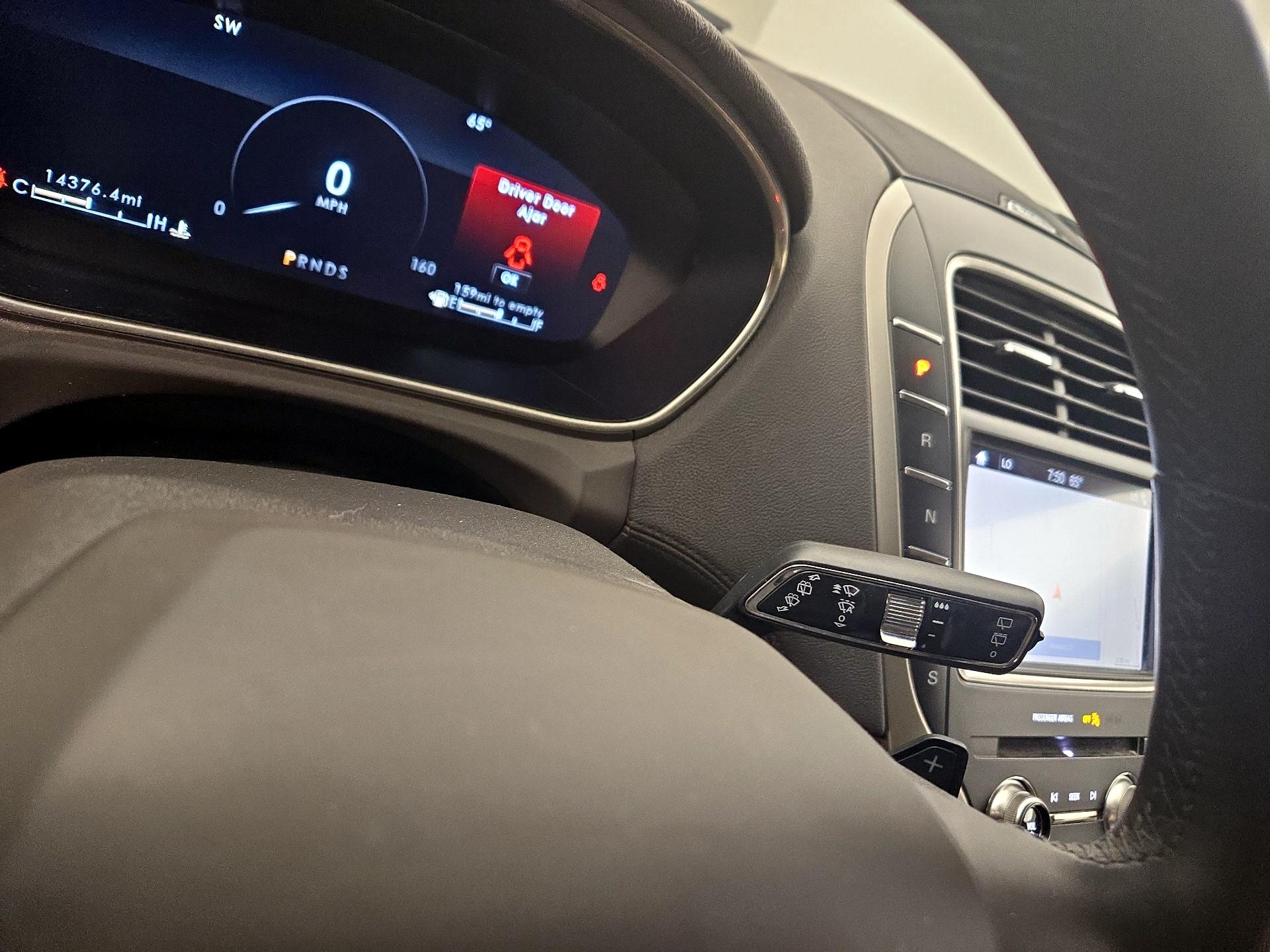 Thumbnail: 2019 Lincoln Nautilus - 18
