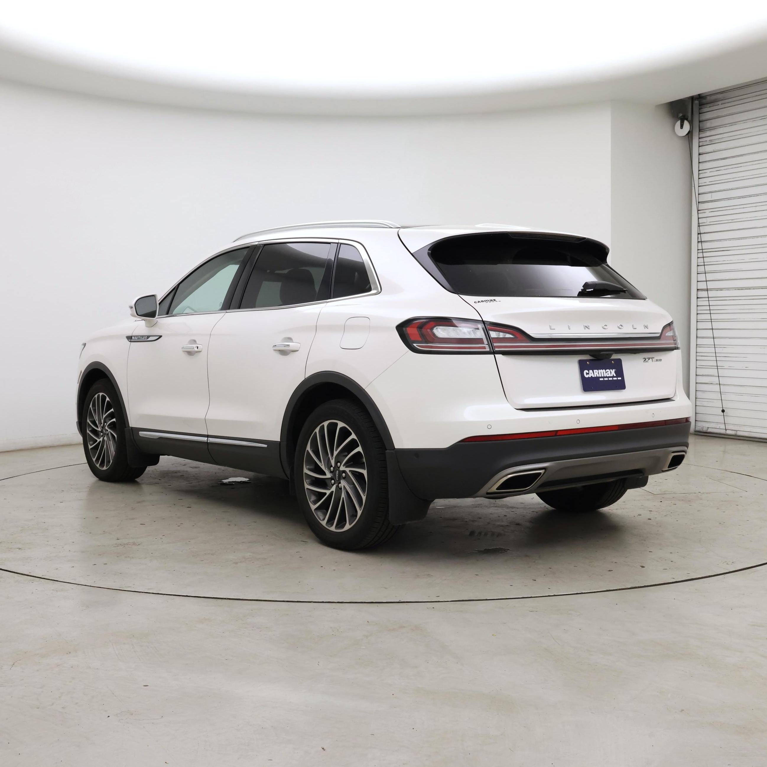 Thumbnail: 2019 Lincoln Nautilus - 2