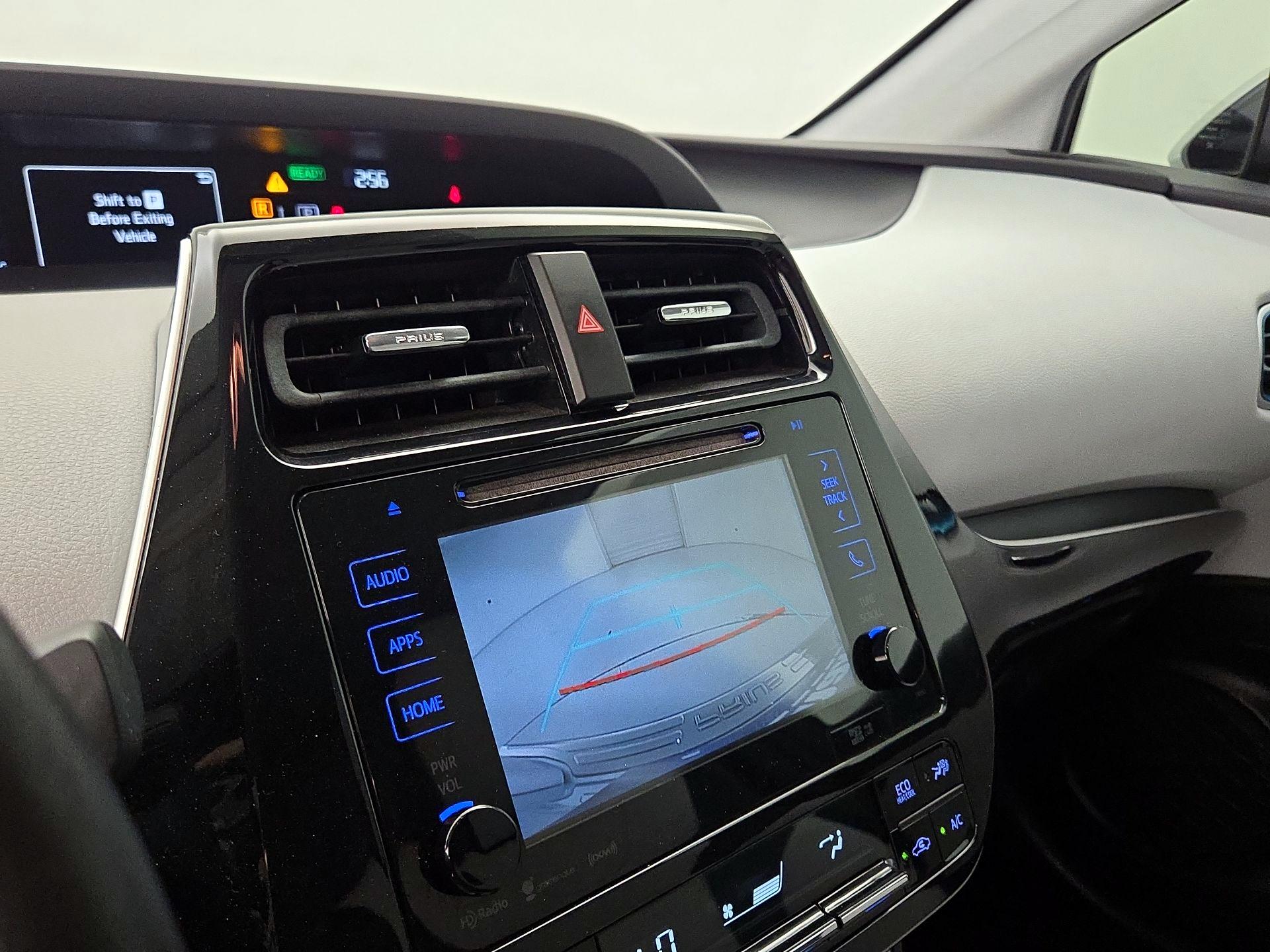 Thumbnail: 2016 Toyota Prius - 14