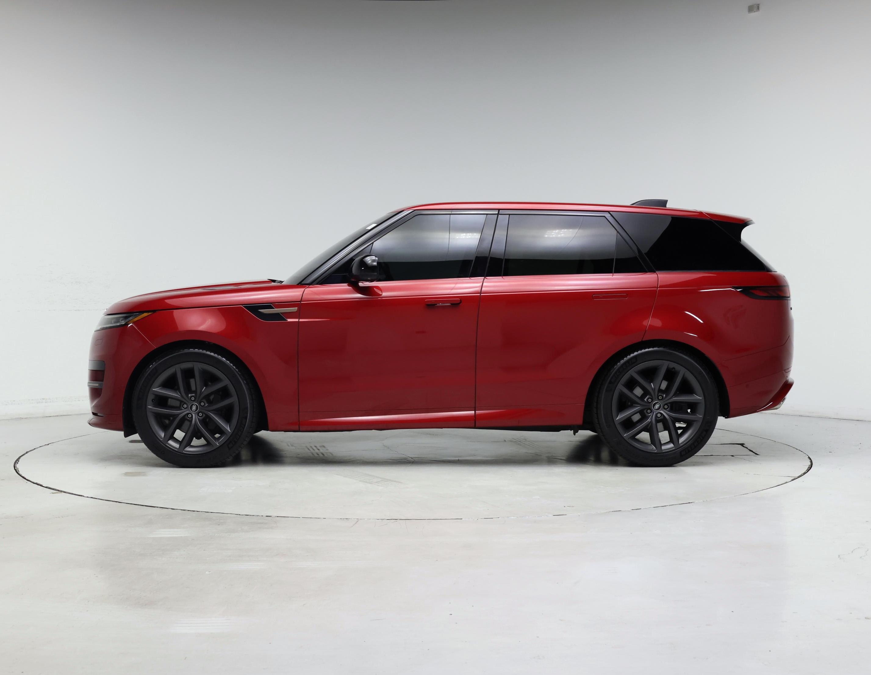 Thumbnail: 2023 Land Rover Range Rover Sport - 3