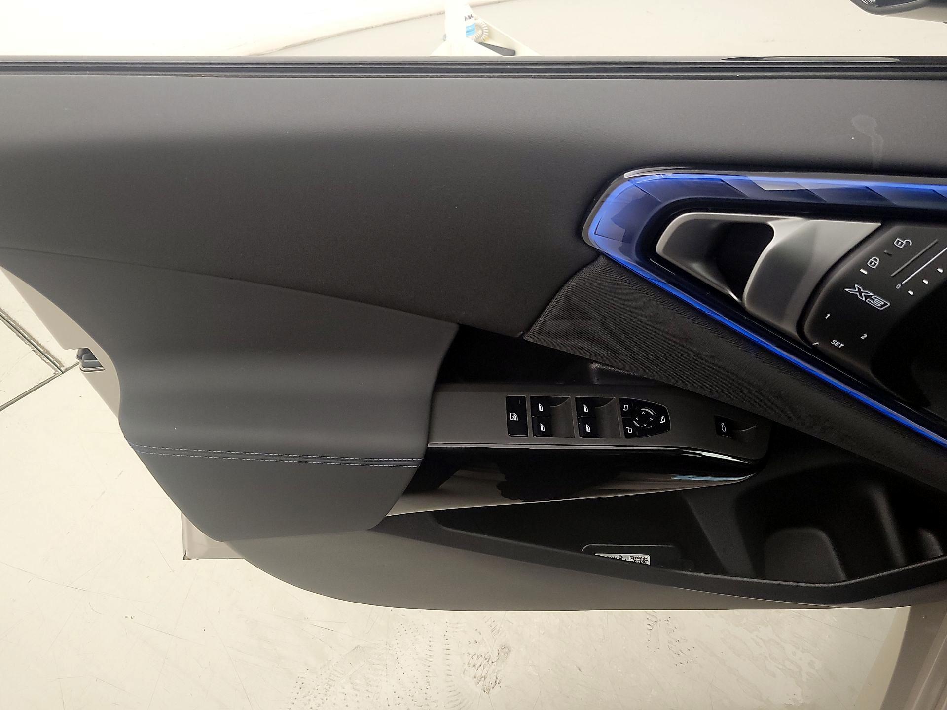 Thumbnail: 2026 BMW X3 - 12