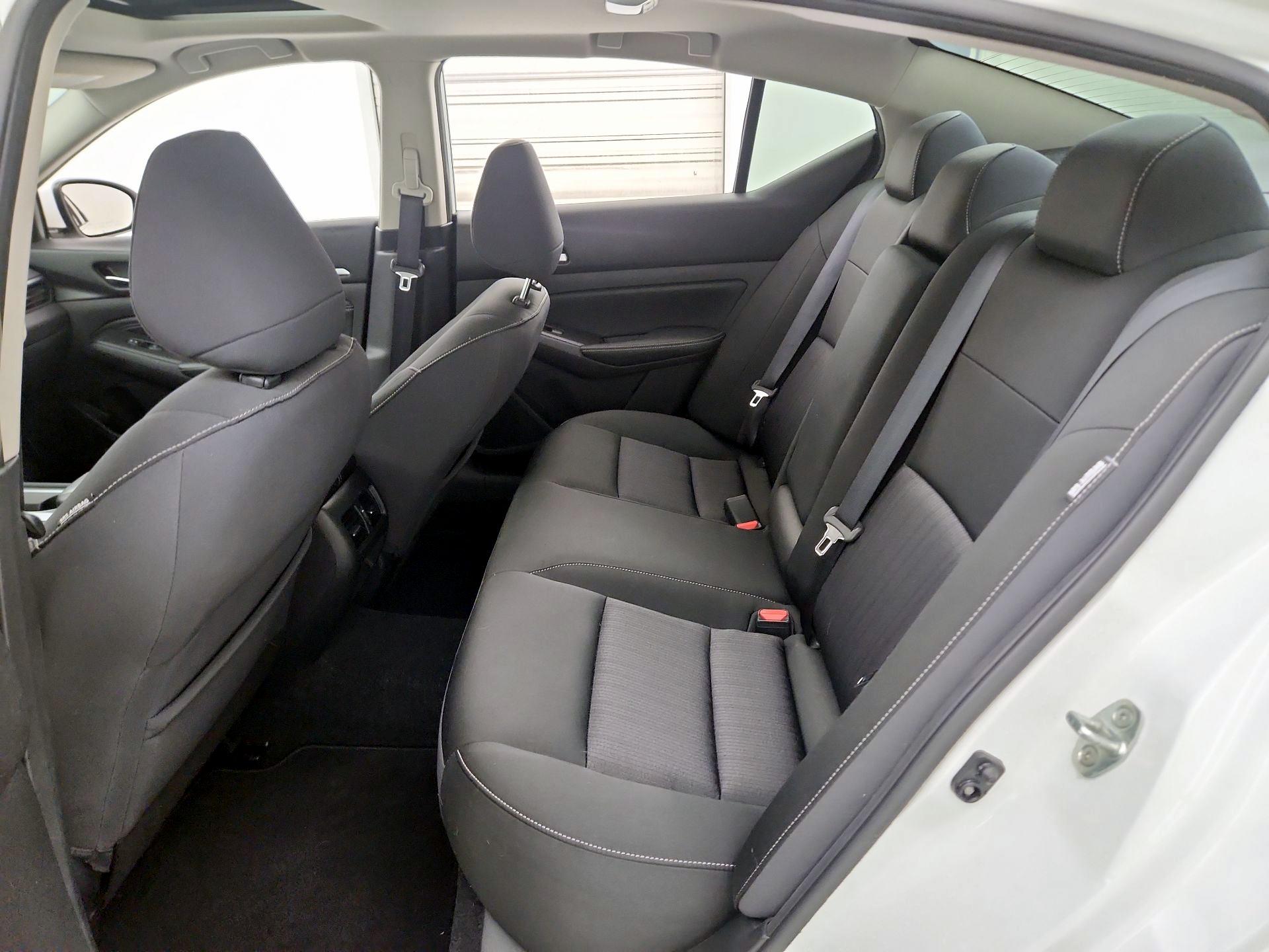 Thumbnail: 2019 Nissan Altima - 20