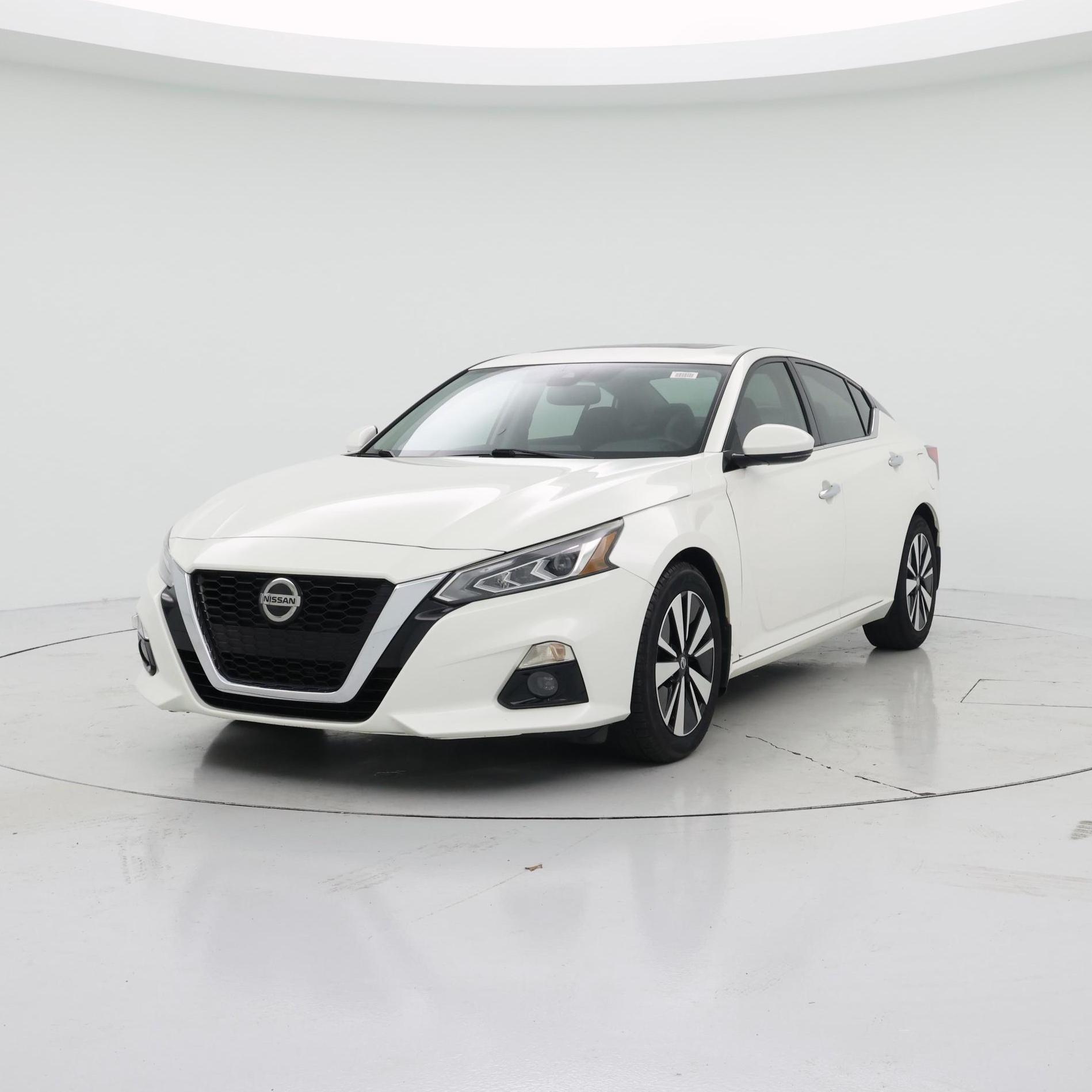 Thumbnail: 2019 Nissan Altima - 4