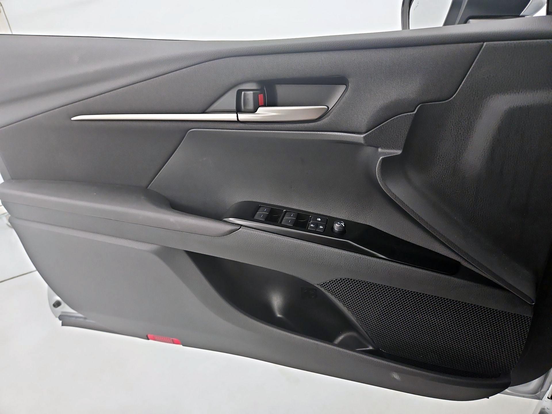 Thumbnail: 2026 Toyota Camry - 12