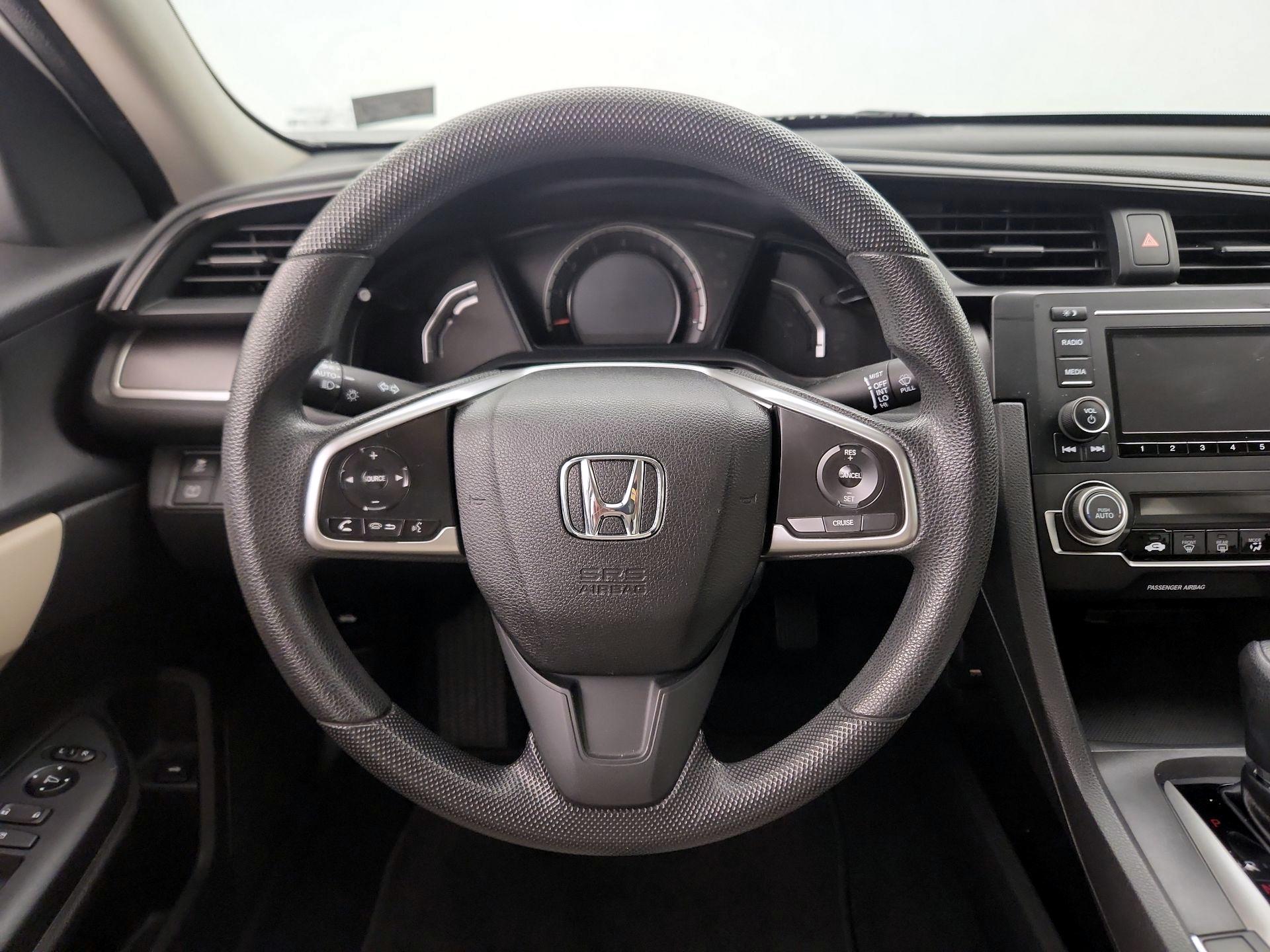 Thumbnail: 2016 Honda Civic - 10