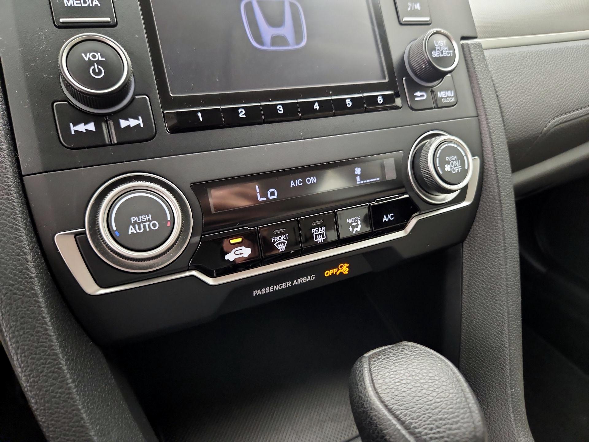 Thumbnail: 2016 Honda Civic - 16