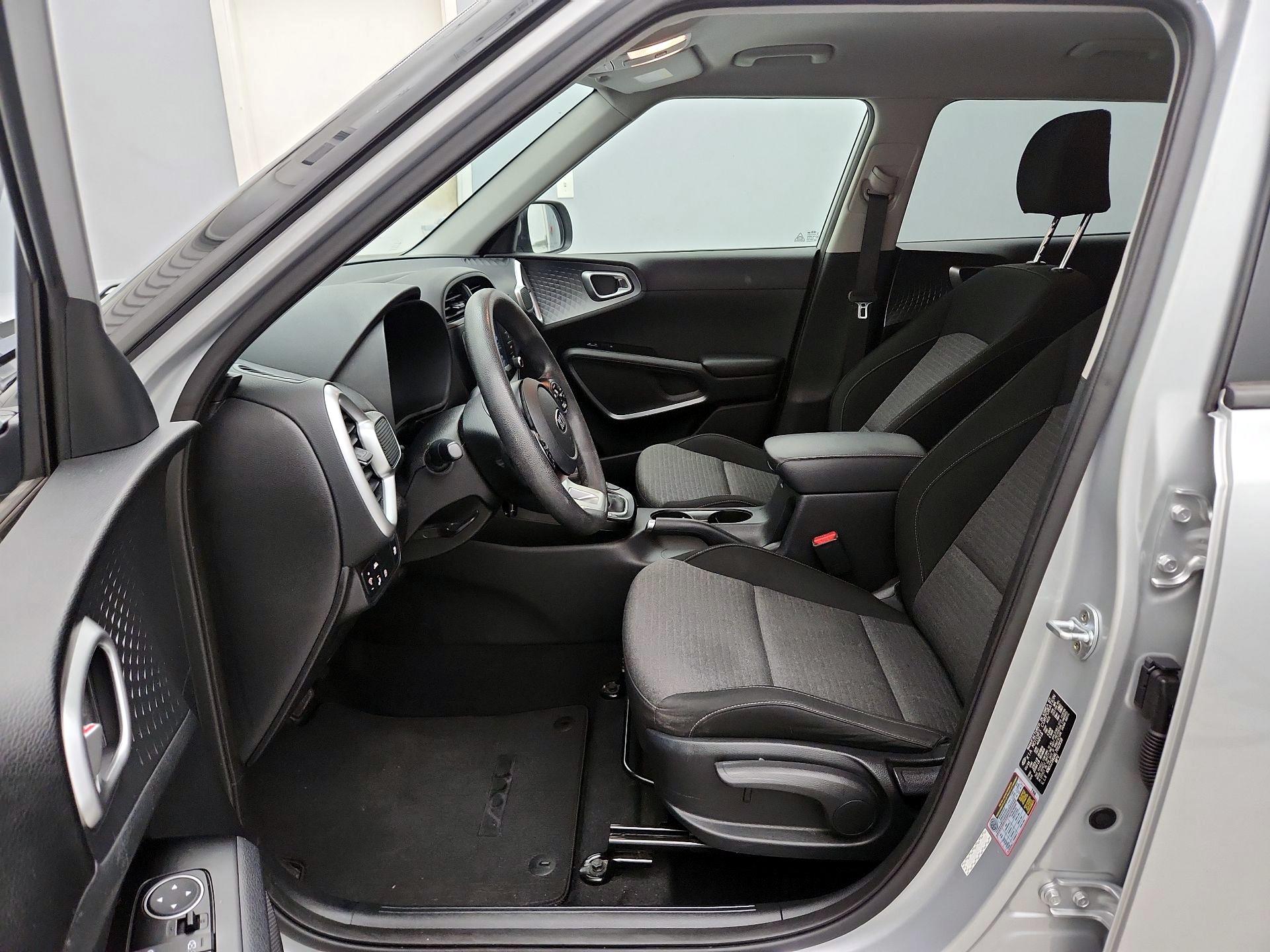 Thumbnail: 2020 Kia Soul - 11