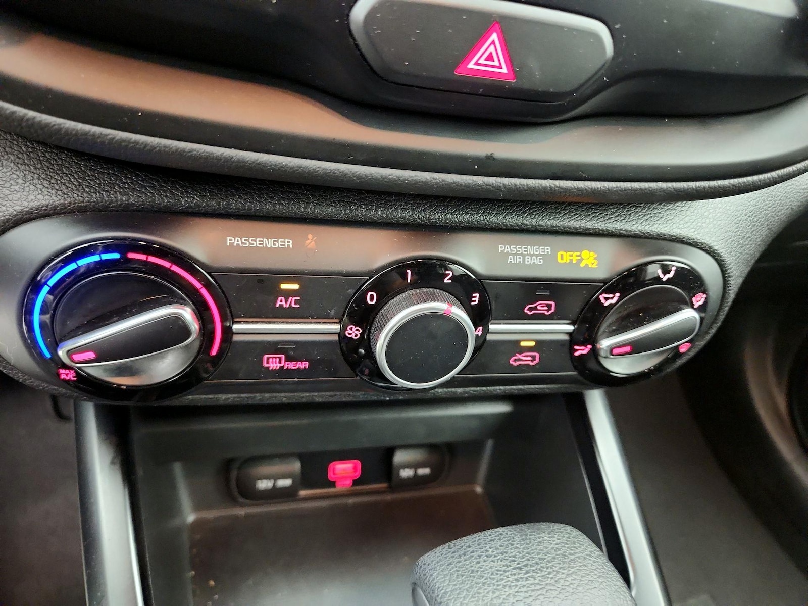 2020 Kia Soul S - Photo 17