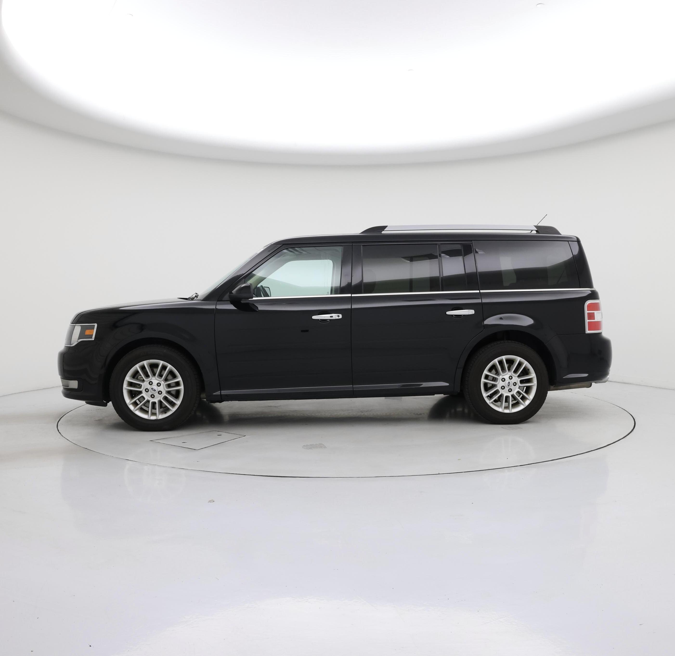 Thumbnail: 2018 Ford Flex - 3