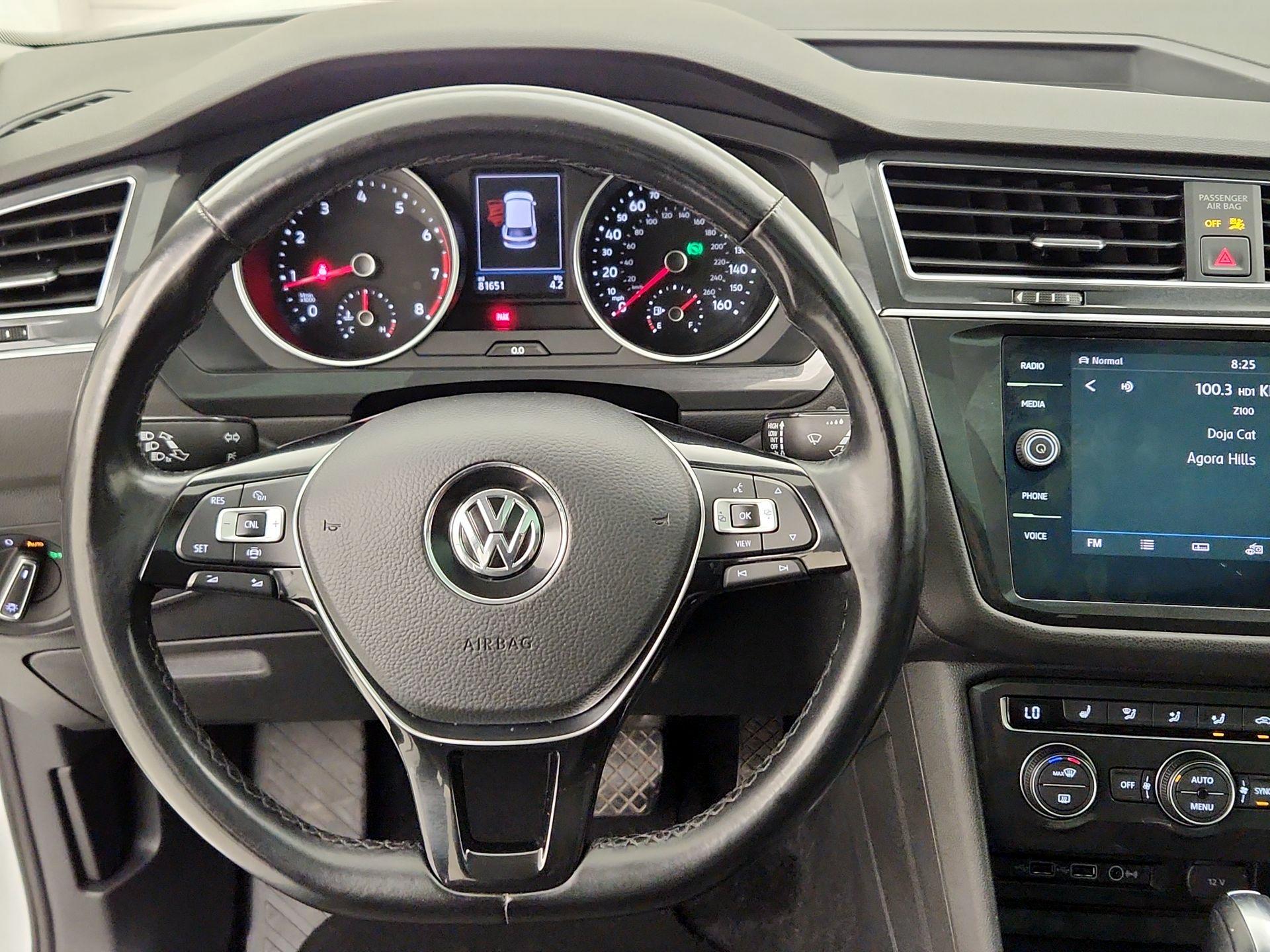 Thumbnail: 2019 Volkswagen Tiguan - 10