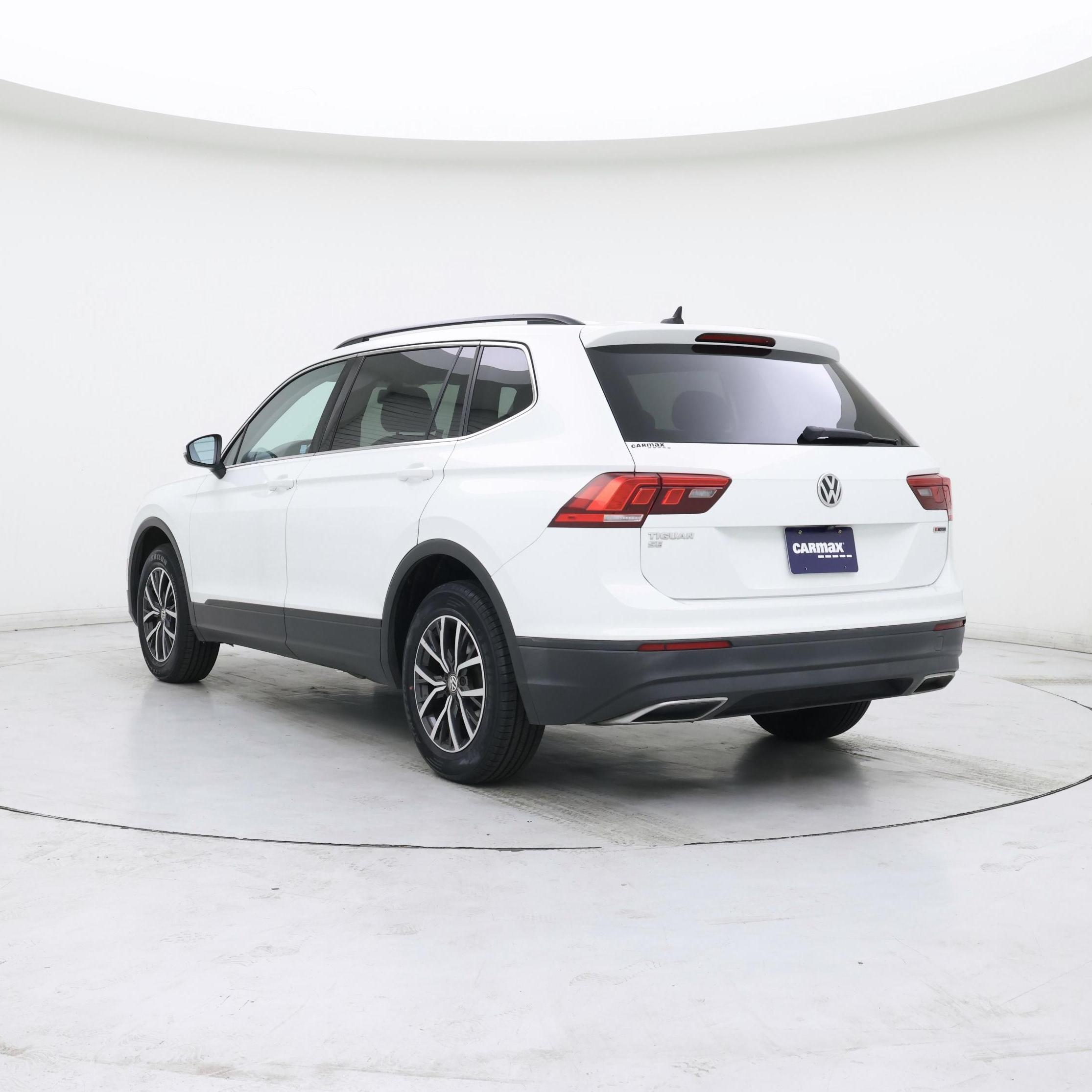 Thumbnail: 2019 Volkswagen Tiguan - 2
