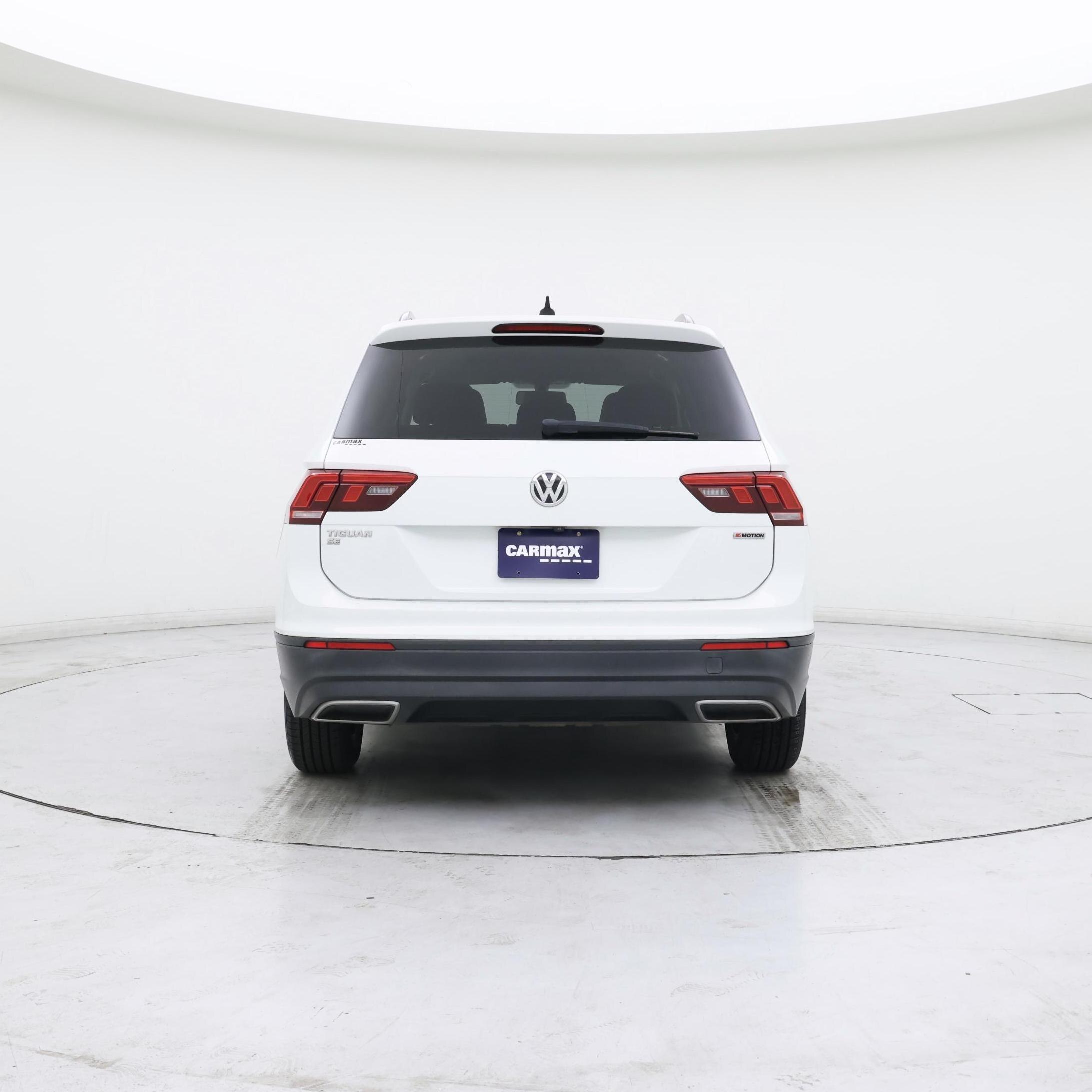 Thumbnail: 2019 Volkswagen Tiguan - 6