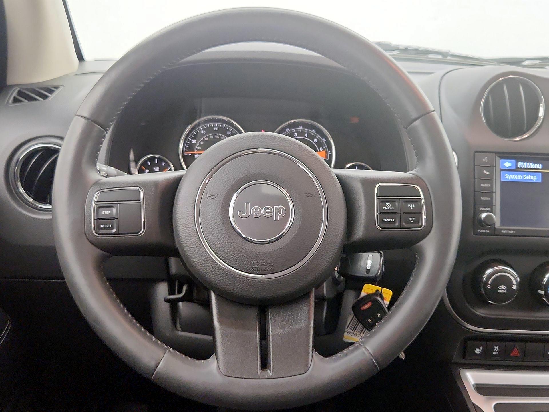 Thumbnail: 2014 Jeep Compass - 10