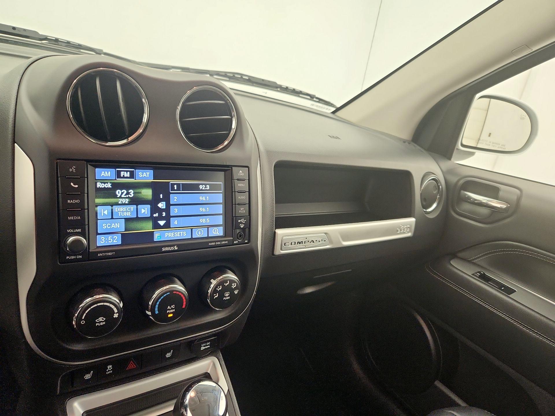 Thumbnail: 2014 Jeep Compass - 13