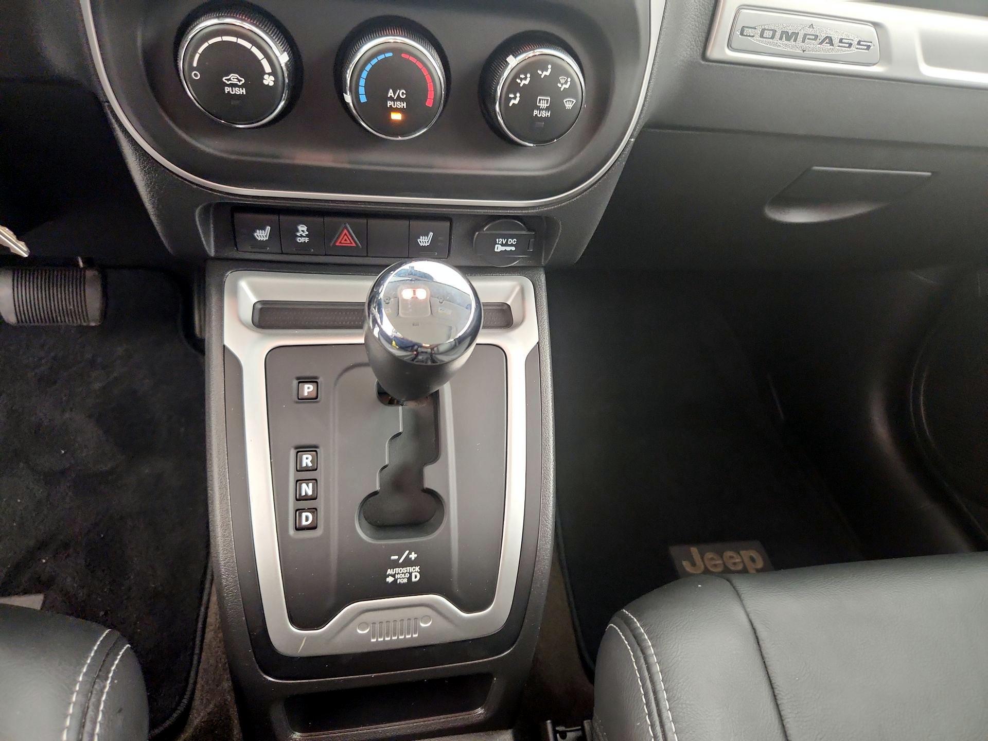 Thumbnail: 2014 Jeep Compass - 15