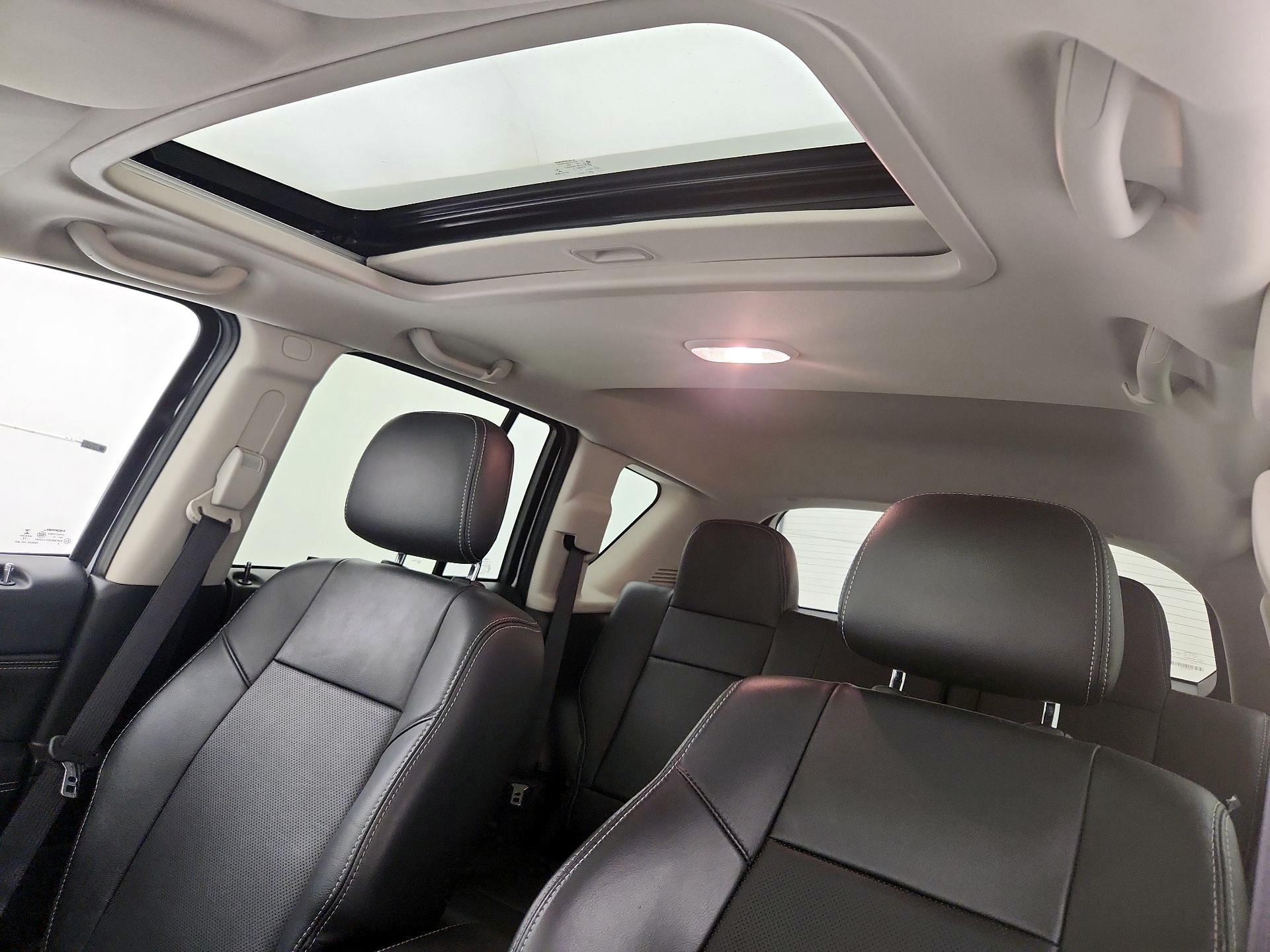 Thumbnail: 2014 Jeep Compass - 17